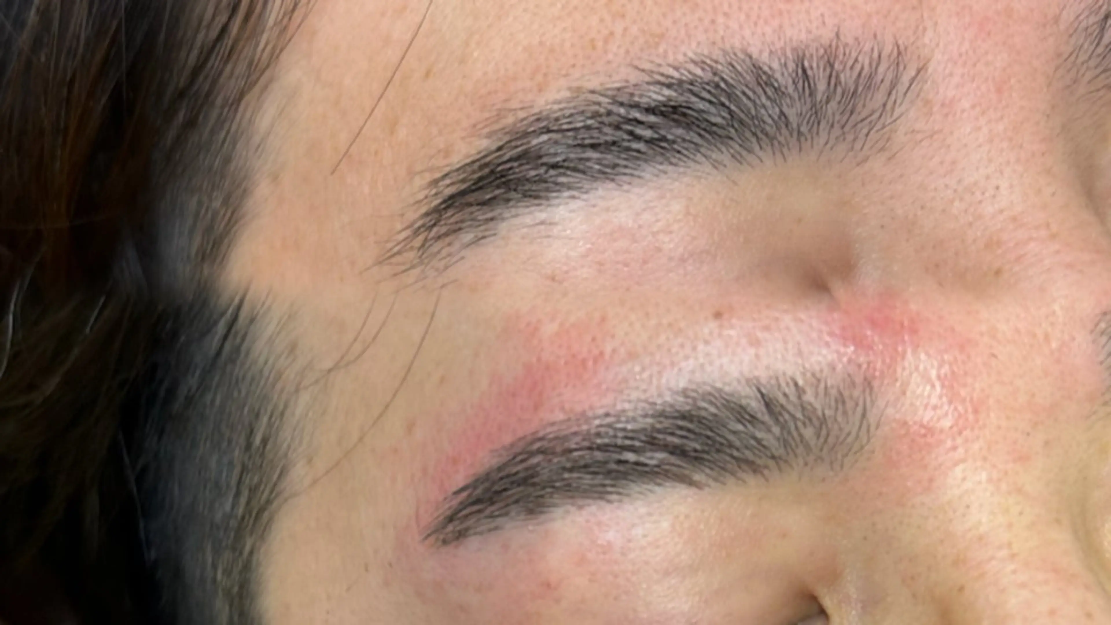 【骨格似合わせ】眉毛waxの写真