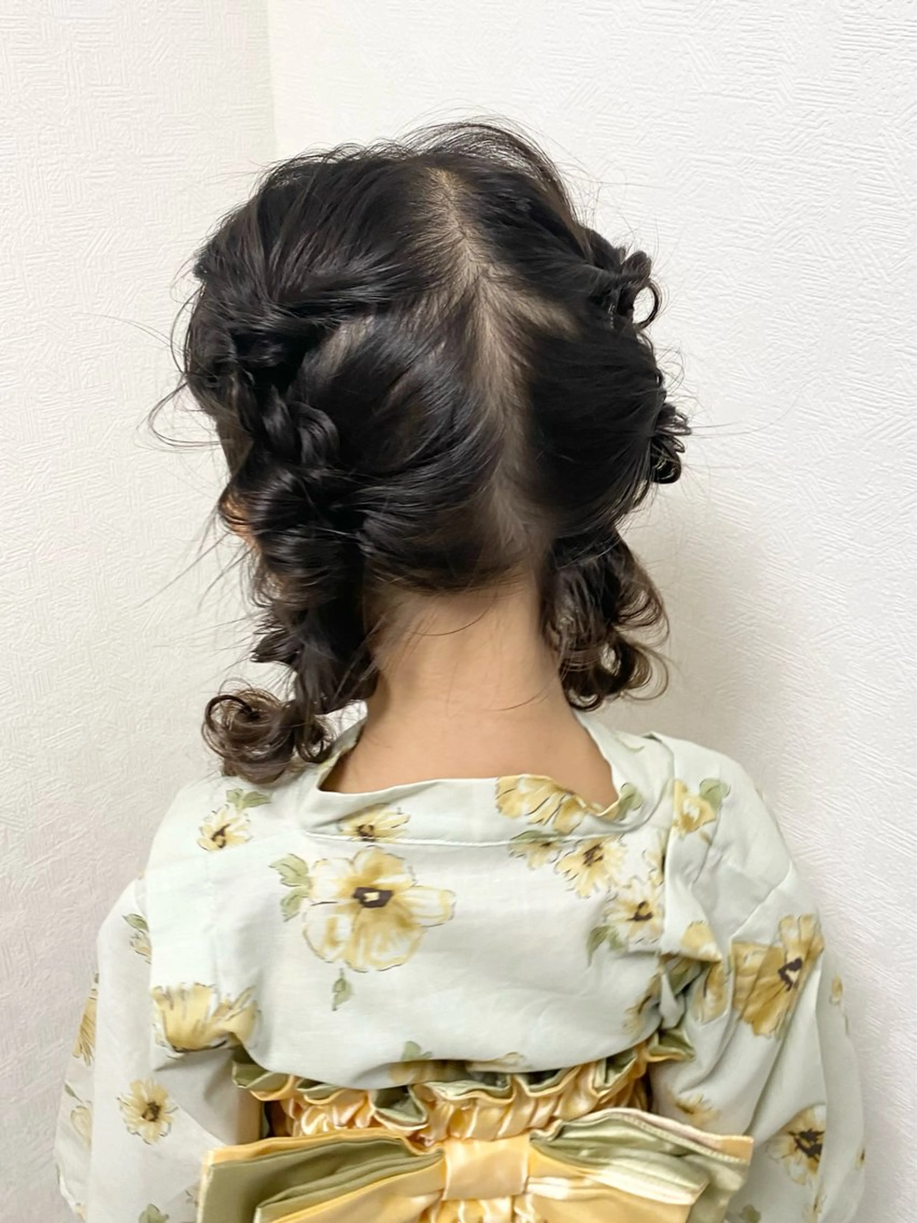 ヘアアレンジ キッズ ヘアセット naitre 🌼SHIORI🌼のマツエク・マツパデザイン