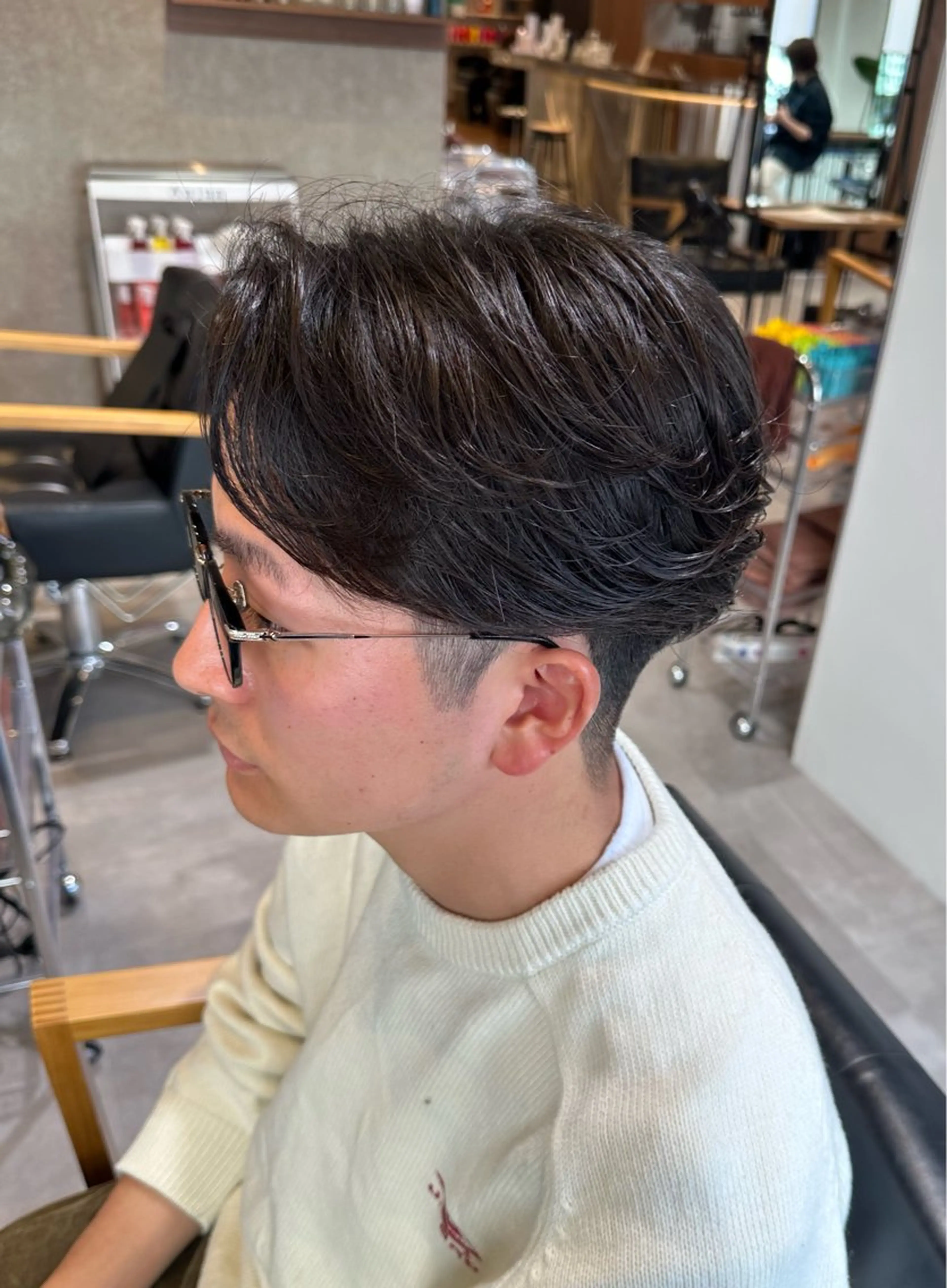 メンズカット＋パーマ（ニュアンスパーマ、フェザーパーマ）の写真