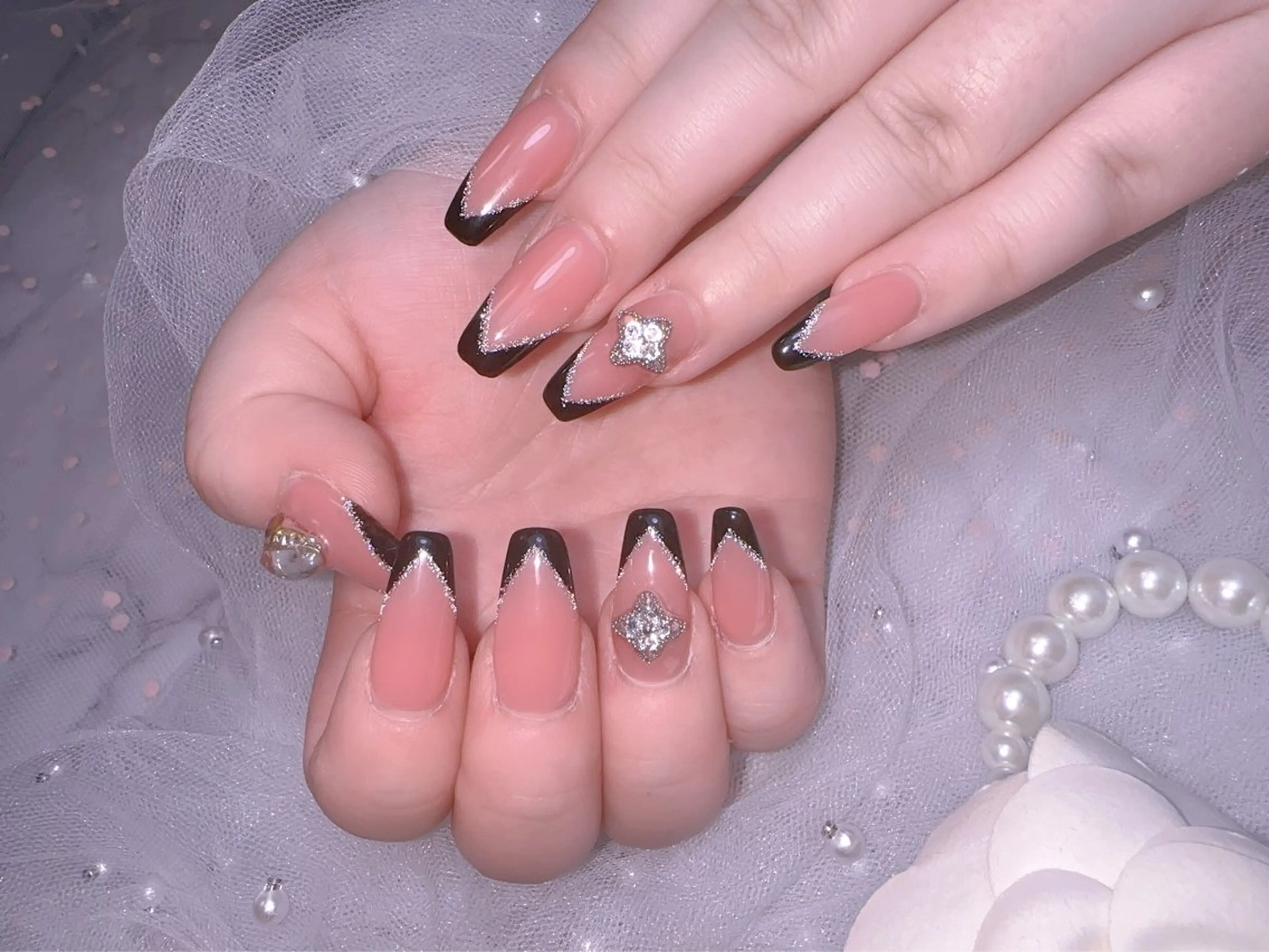 ネイル オーロラネイル フットネイル 韓国ネイル ラメ(グリッター) ラメグラデーション ハンドネイル Belle nail salon 新小岩のネイルデザイン