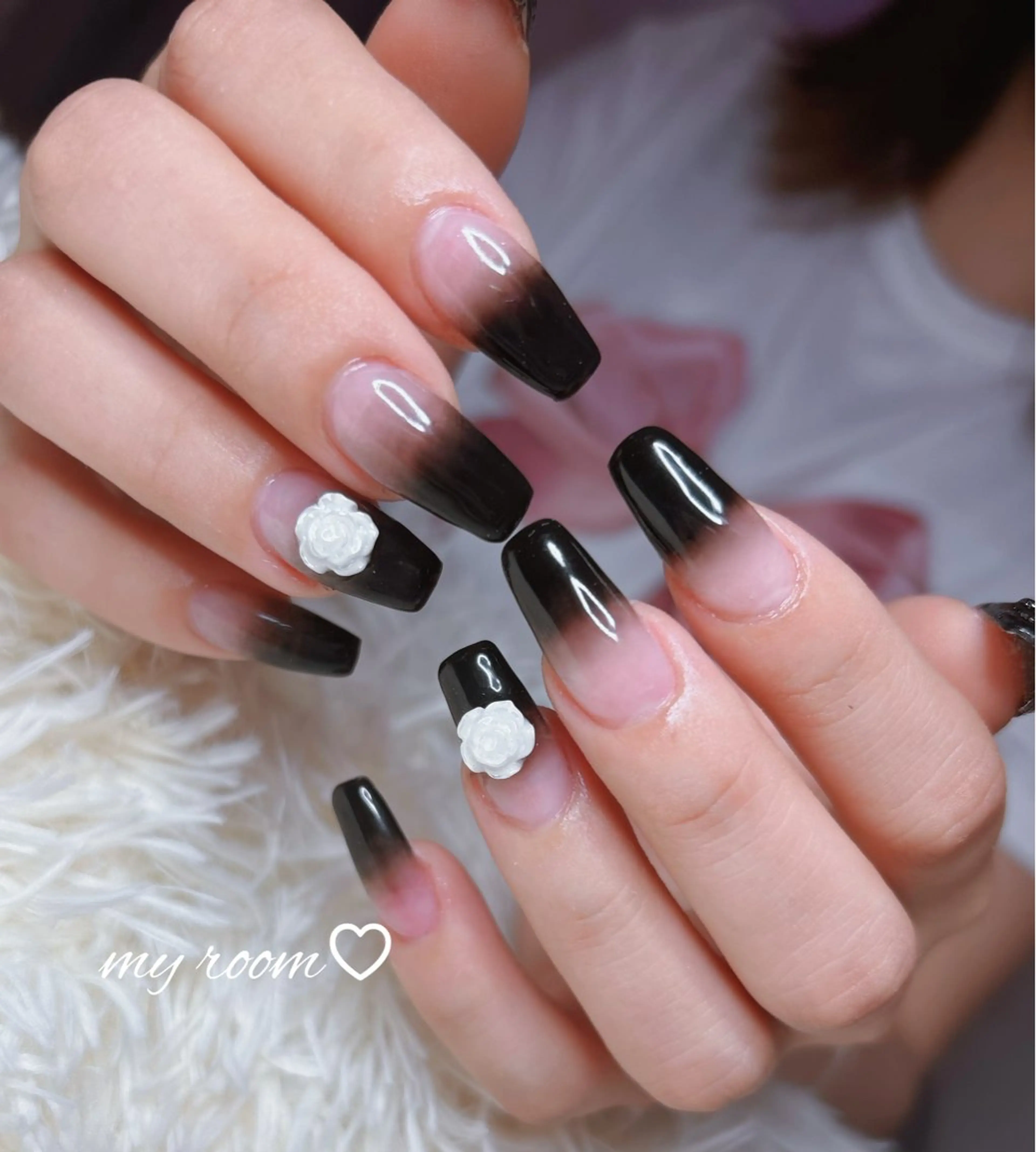 ネイル うるま市サロン Yuko Izawaのネイルデザイン