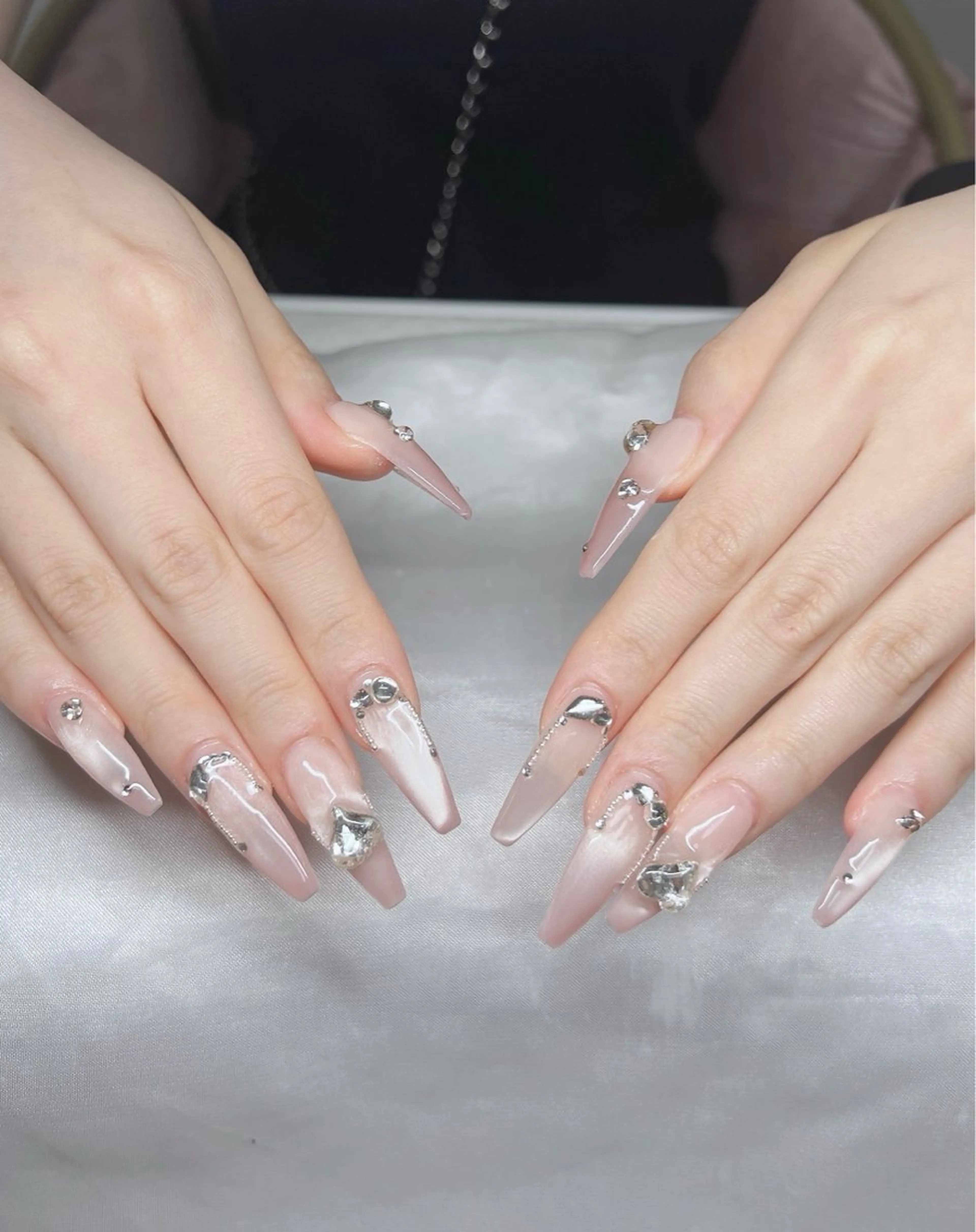 ネイル 長さ出し グラデーション キラキラネイル マグネットネイル ニュアンスネイル Lee Nails チップ長さだし専門店のネイルデザイン