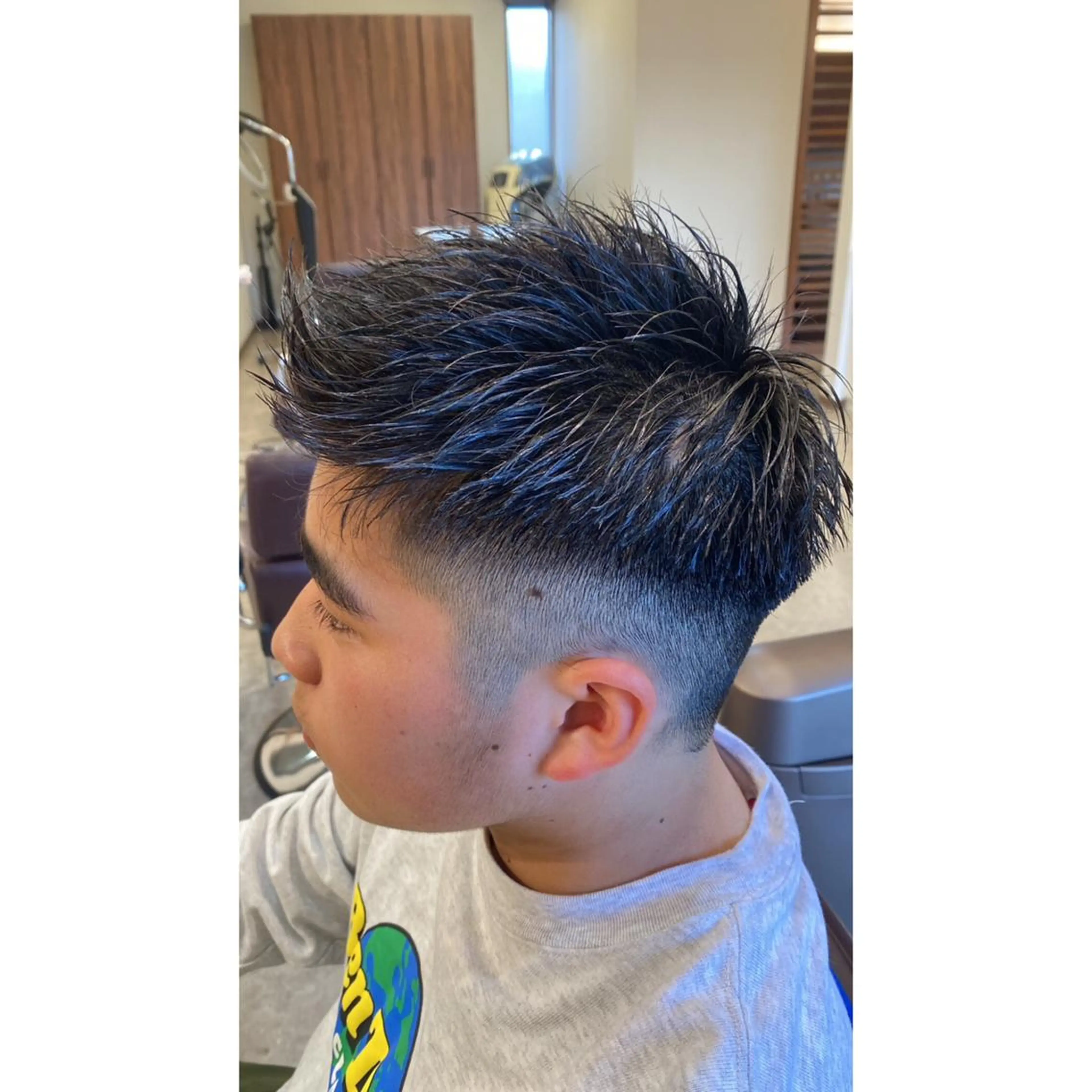 メンズ 韓国レイヤー/ハイ トーン/優太のヘアスタイル