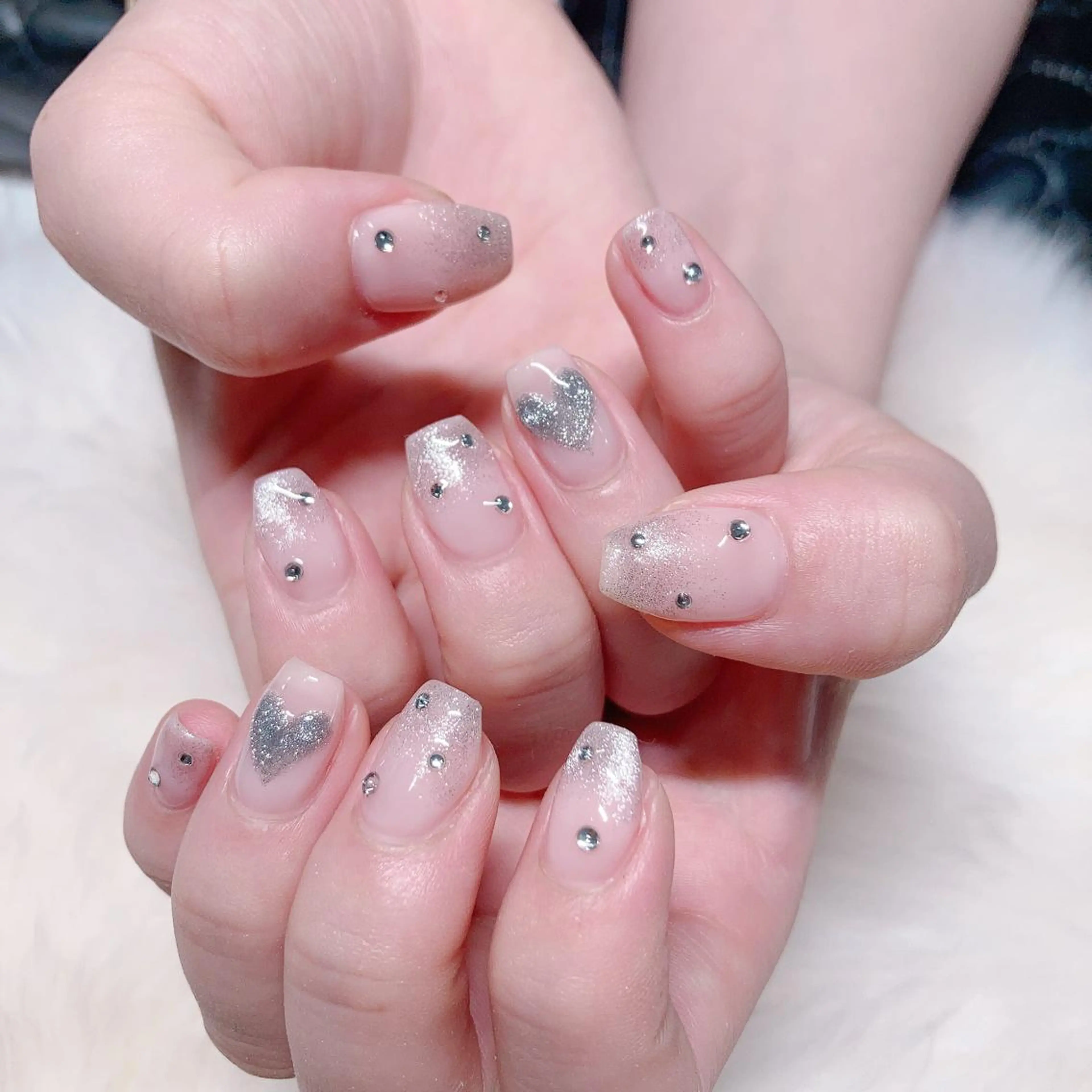 ネイル ハンドネイル 根津 綾子のネイルデザイン