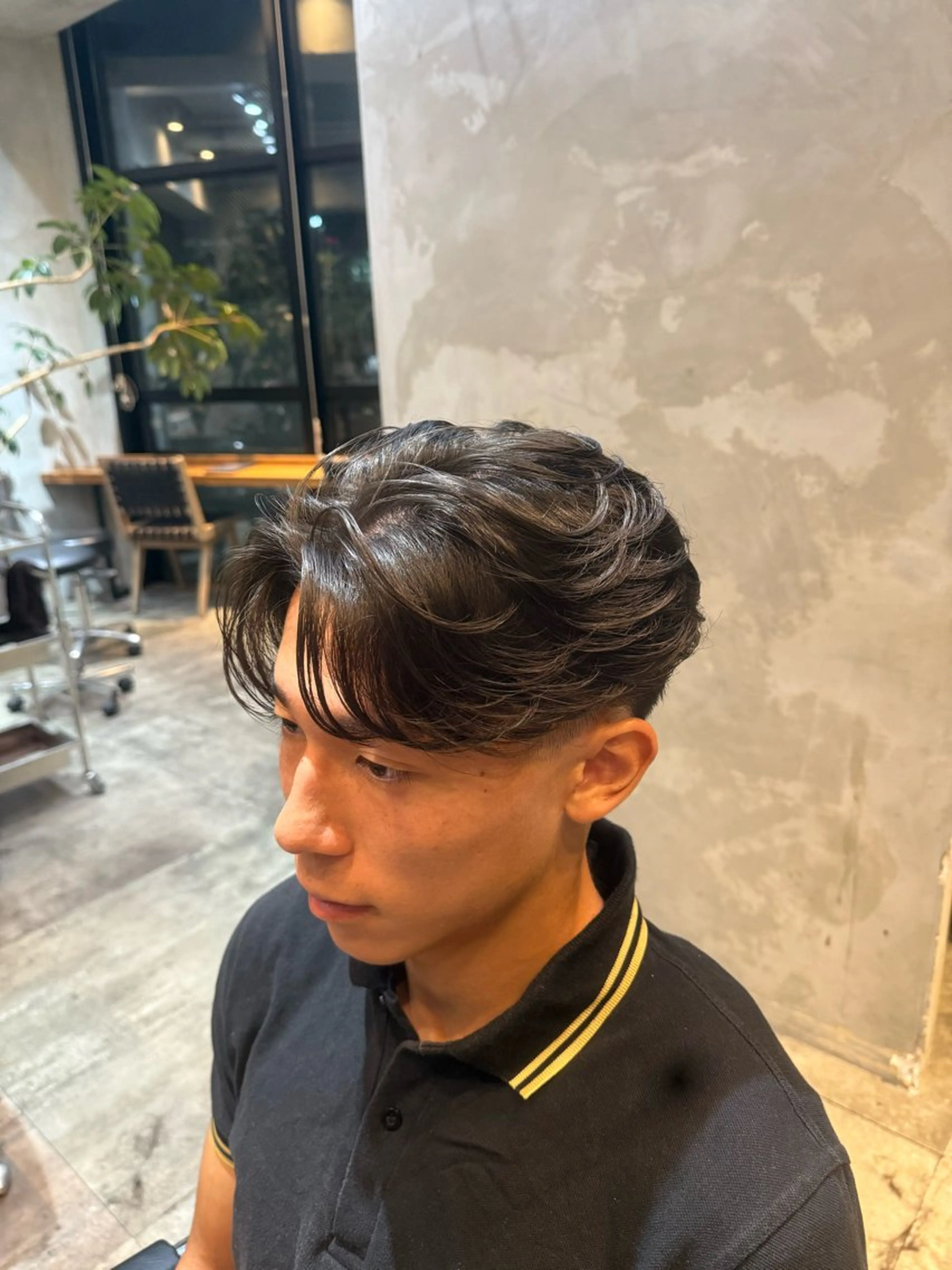 ショート メンズ センターパート フェードカット 刈り上げ ショートヘア カット トリートメント MEN’S SALON HAVANA所属・渋谷/海外風/パーマ /フェード/千尋のヘアスタイル