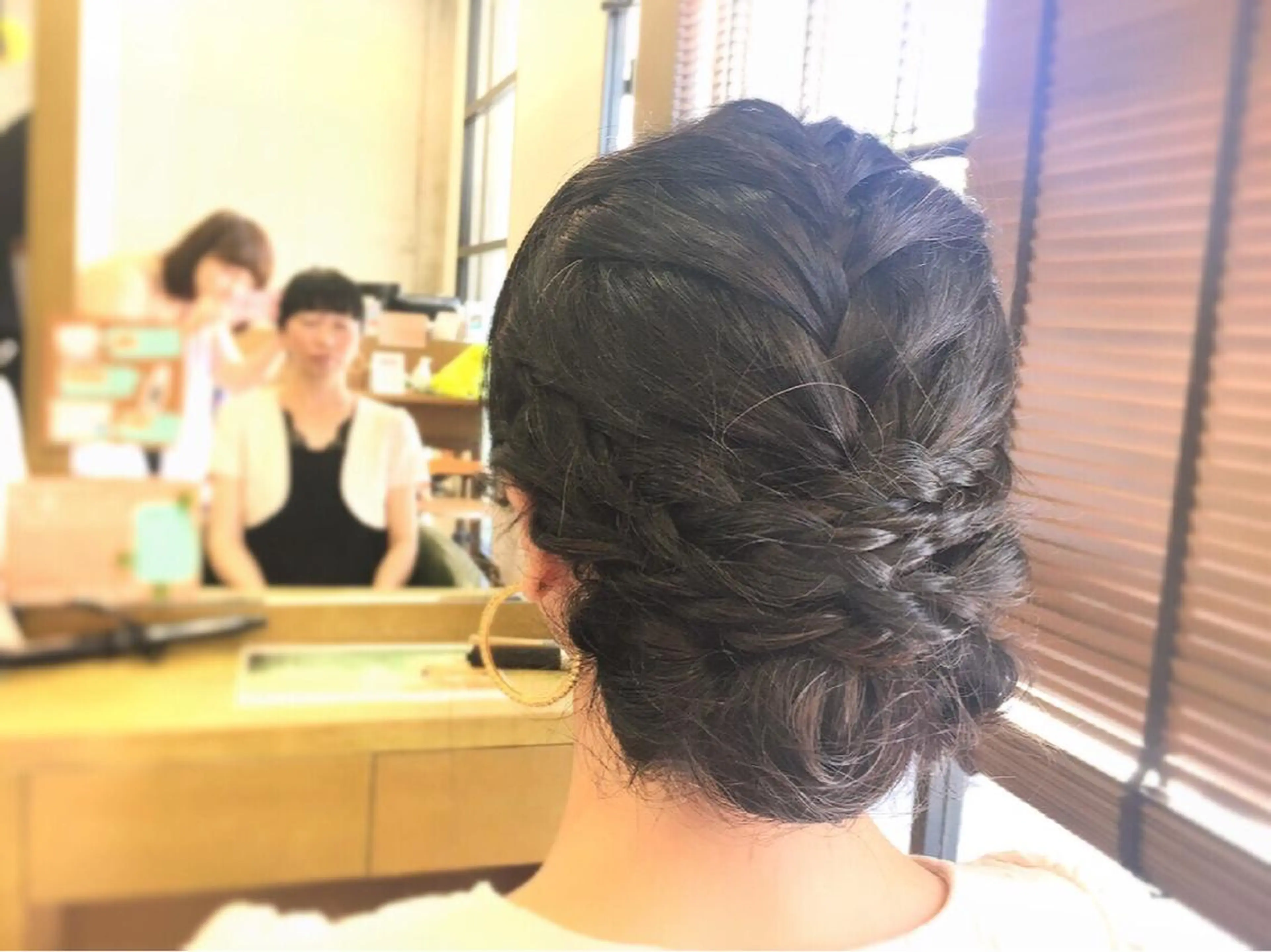 ロング ヘアアレンジ ツイスパ・波巻き 🩵片平和香奈のヘアスタイル