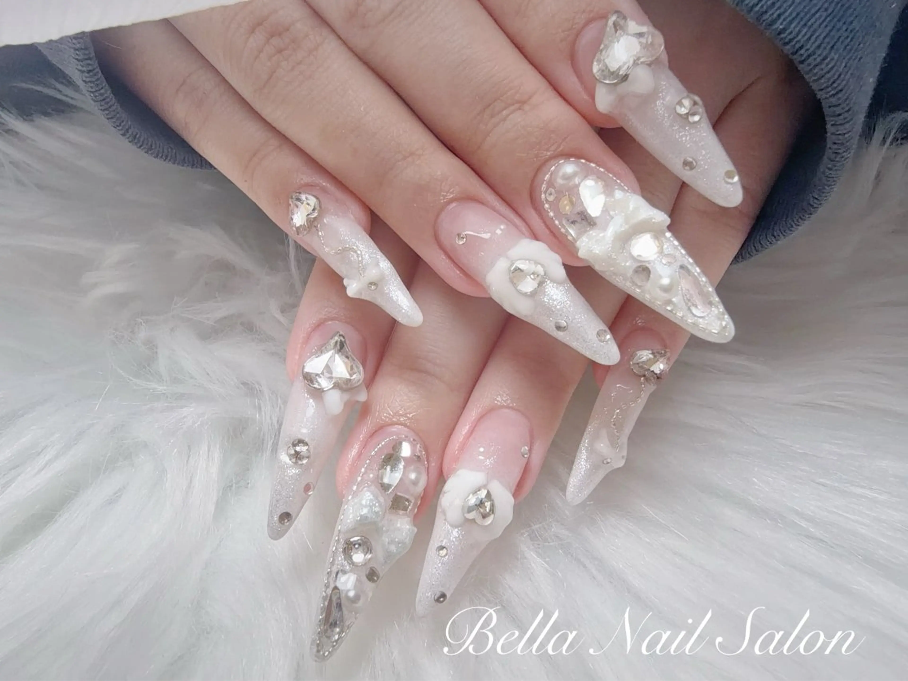 ネイル ハンドネイル Bella Nail Salonパラジェルのネイルデザイン