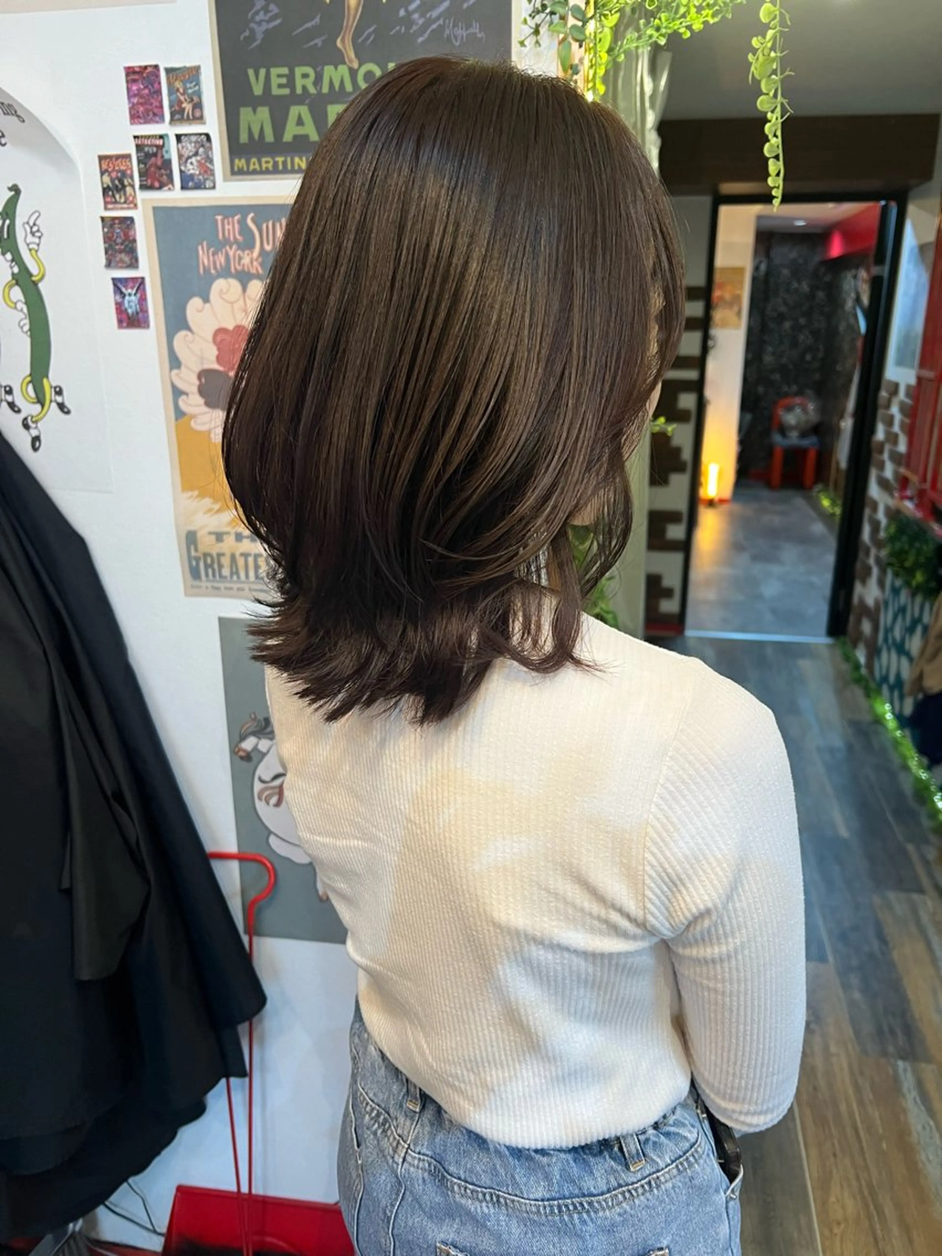 ミディアム カラー 透明感カラー レイヤーカット 似合わせカット カット ヘアカラー トリートメント カラーパティシエ facce🌼ikoのヘアスタイル