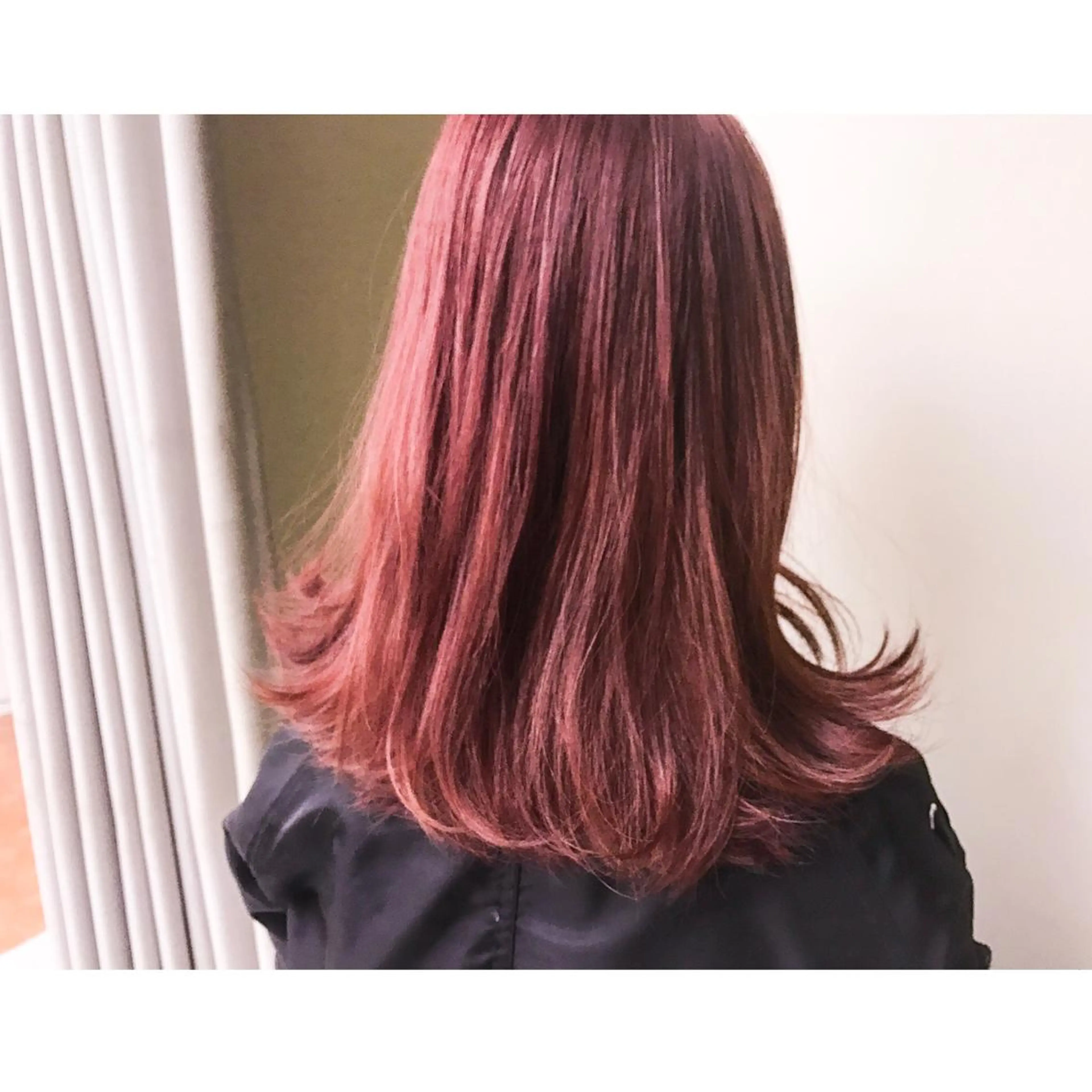 カラー ブリーチ ピンクカラー ✨艶ブリーチカラー ✨四ノ宮裕己のヘアスタイル