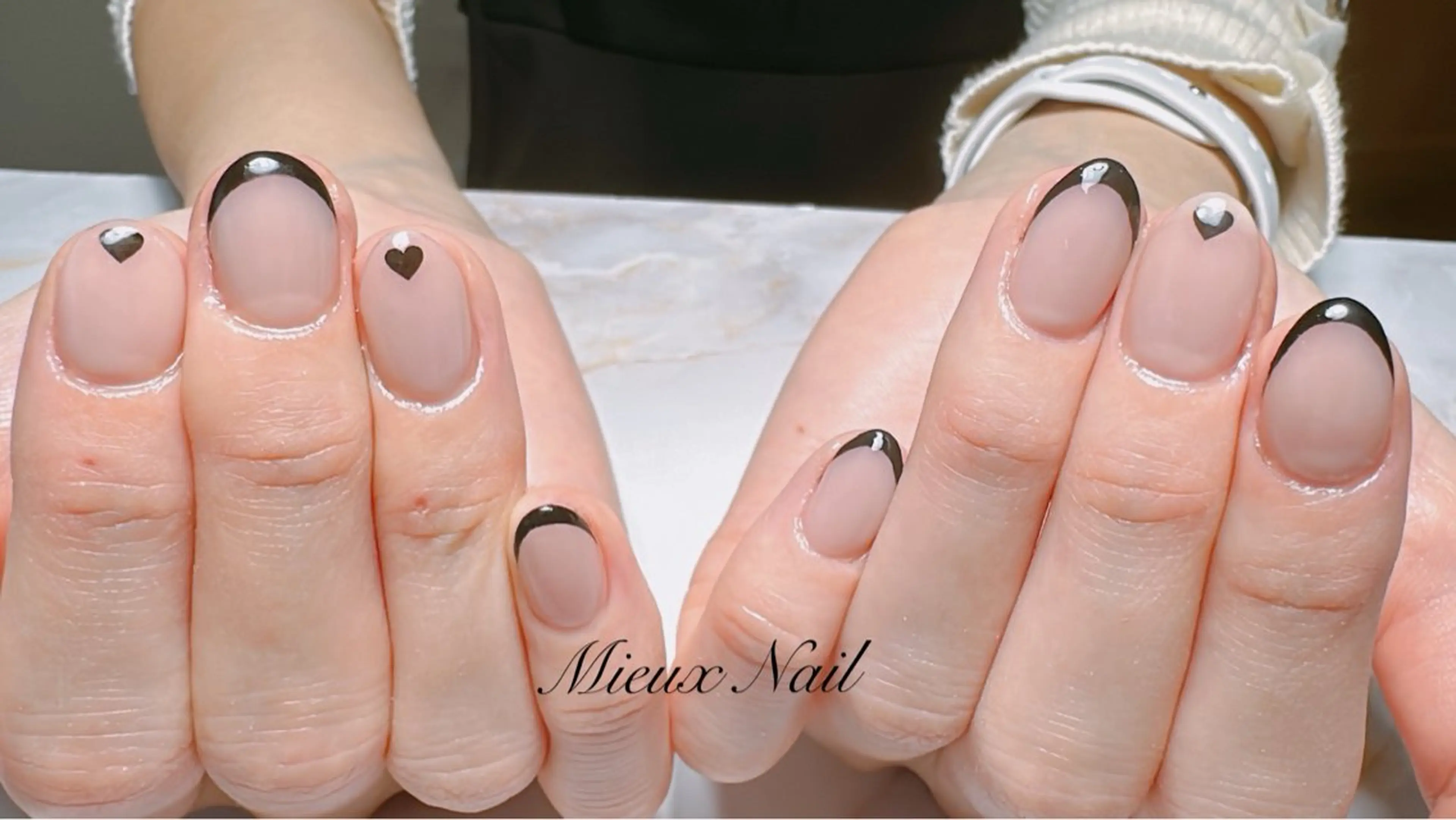 ネイル ブルー ジェルネイル パラジェル ハンドネイル 市川 麻衣子のネイルデザイン