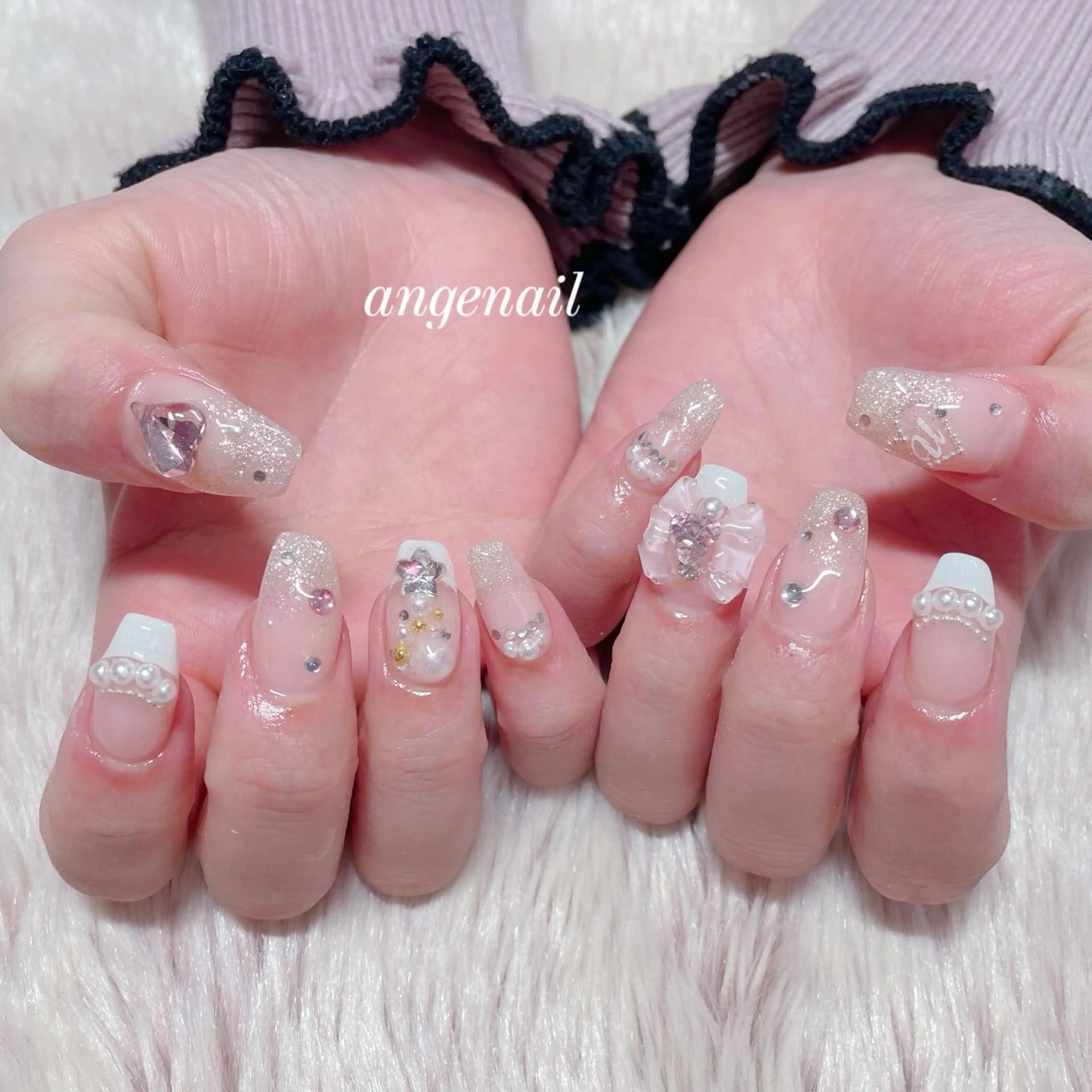 ネイル ハンドネイル オーナーネイリスト MAKIのネイルデザイン