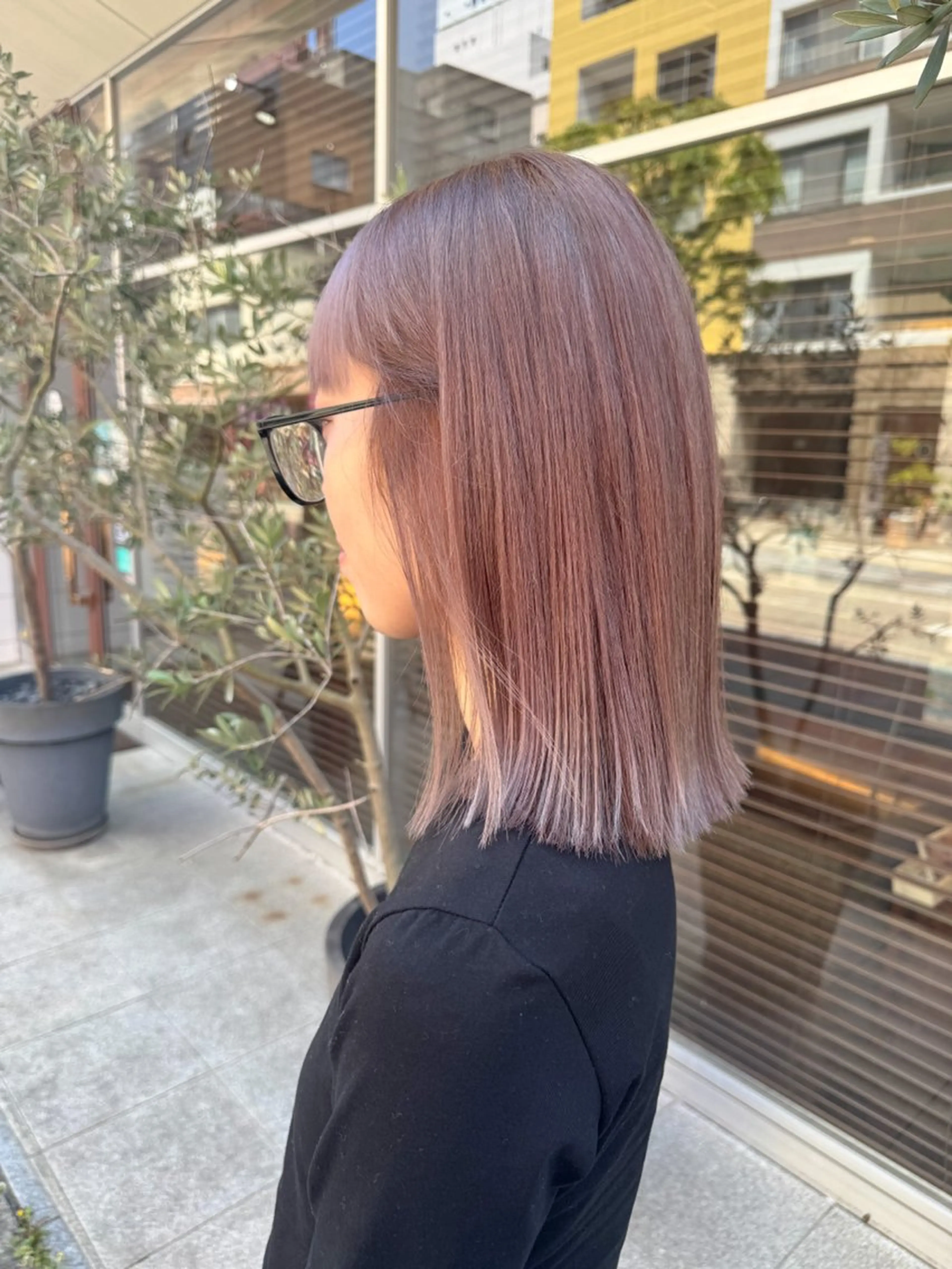 セミロング 縮毛矯正 トリートメント maika /layer cutのヘアスタイル