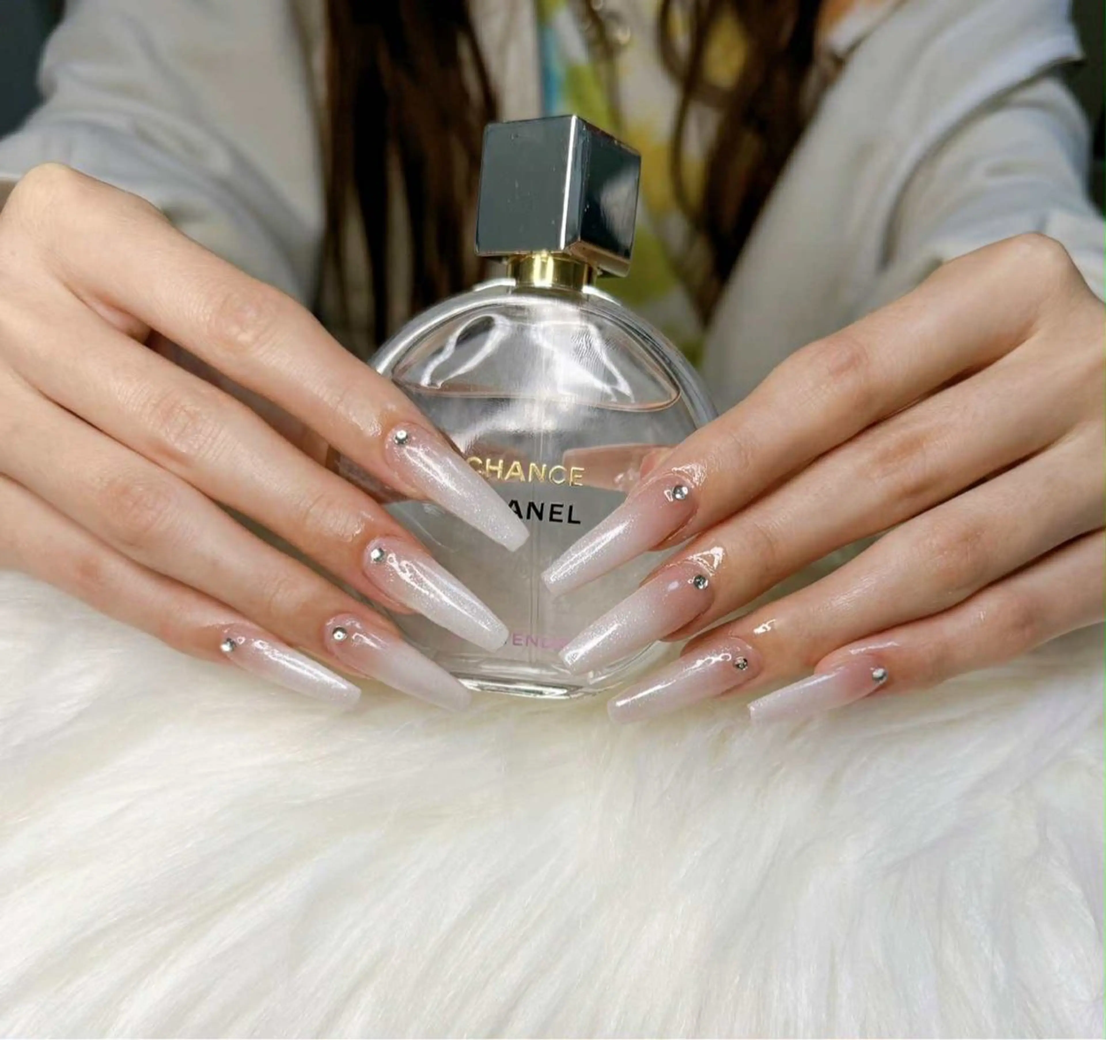 ネイル アートネイル オーロラネイル チークネイル 長さ出し フットネイル ハンドネイル Noiranail_ studio川越西口のネイルデザイン