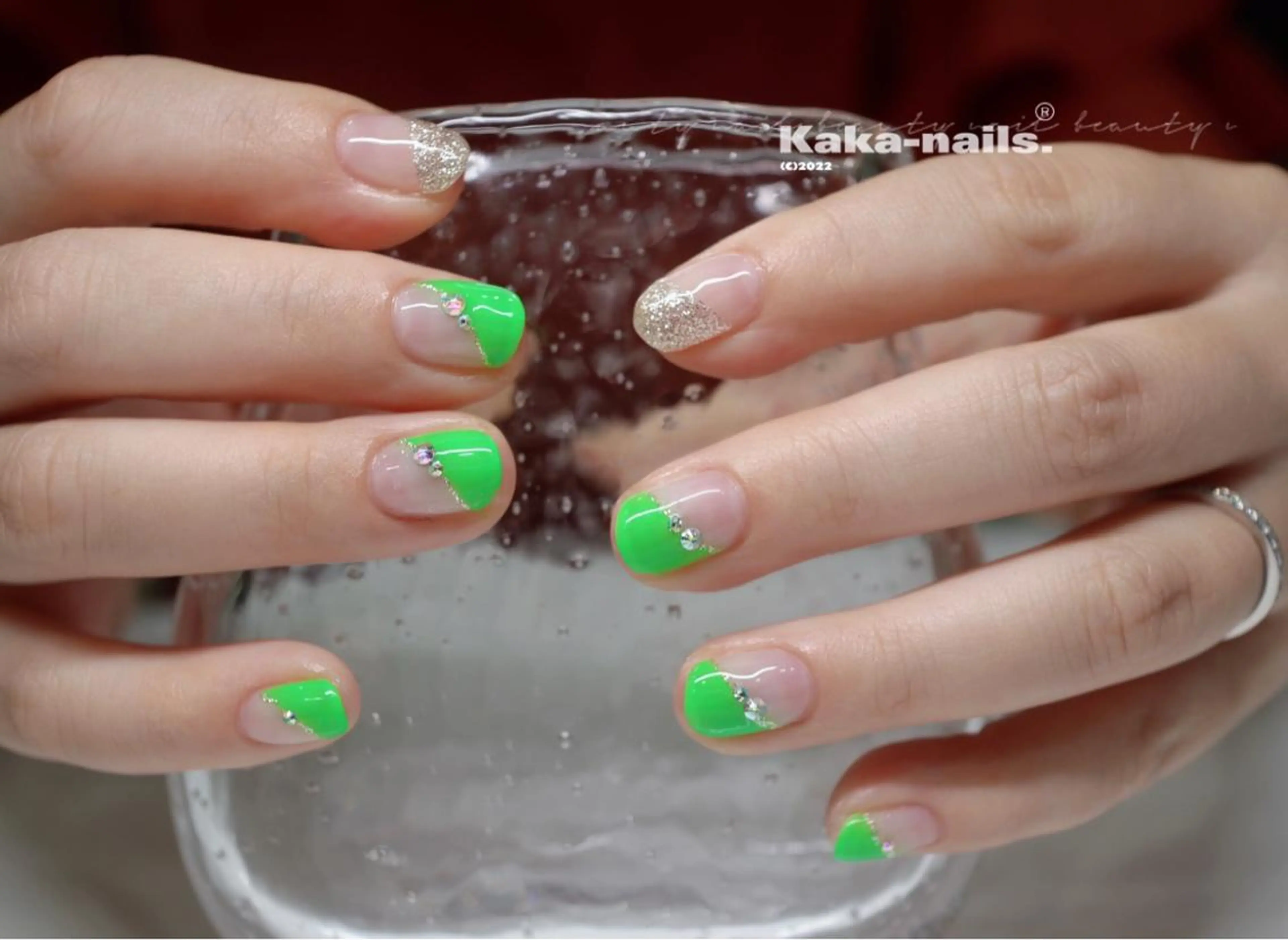 ショート ネイル フレンチネイル グリーン Kaka Nailsのネイルデザイン