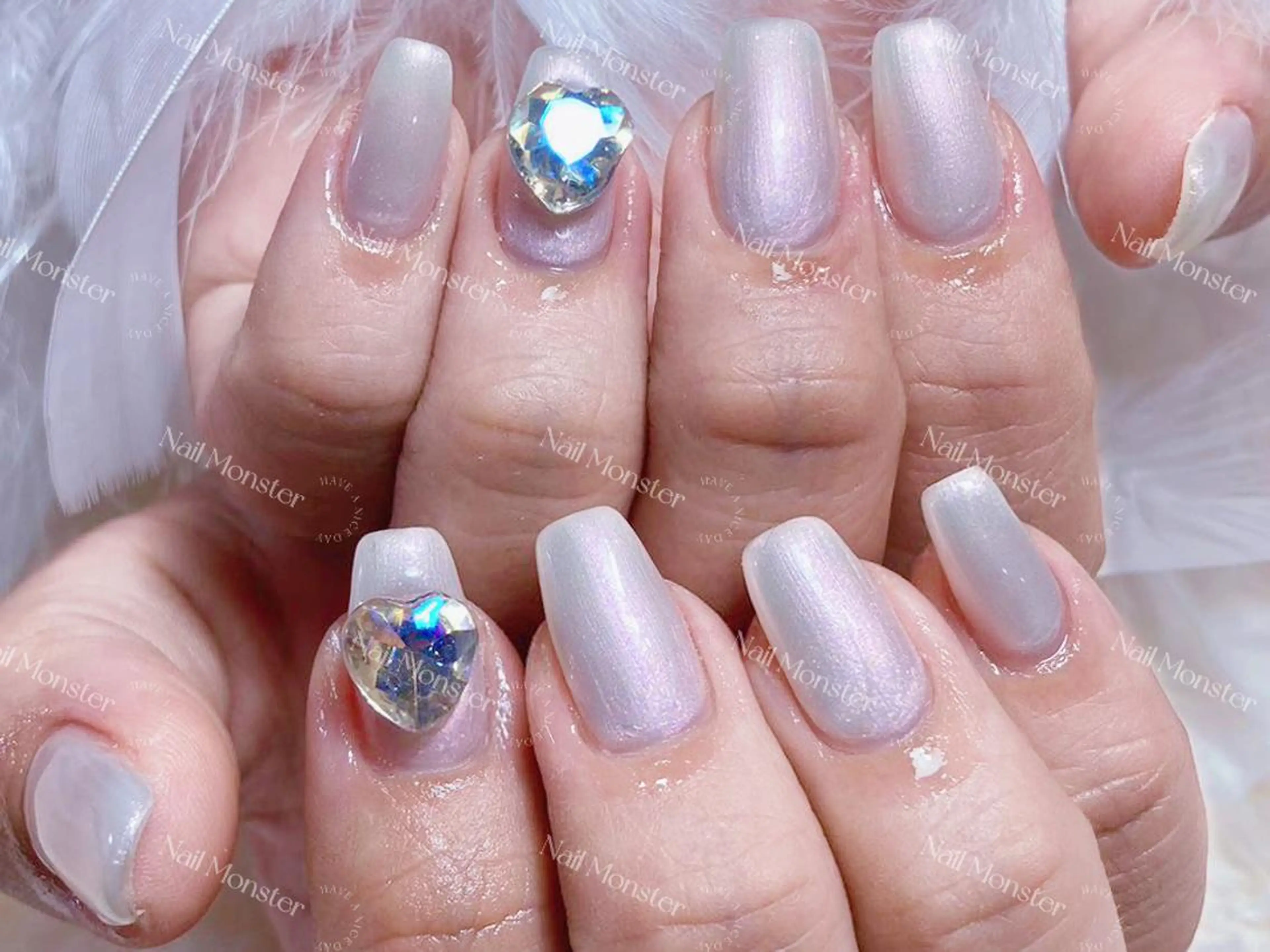 ネイル アートネイル オーロラネイル ガーリー キラキラネイル 韓国ネイル Nail Monsterのネイルデザイン