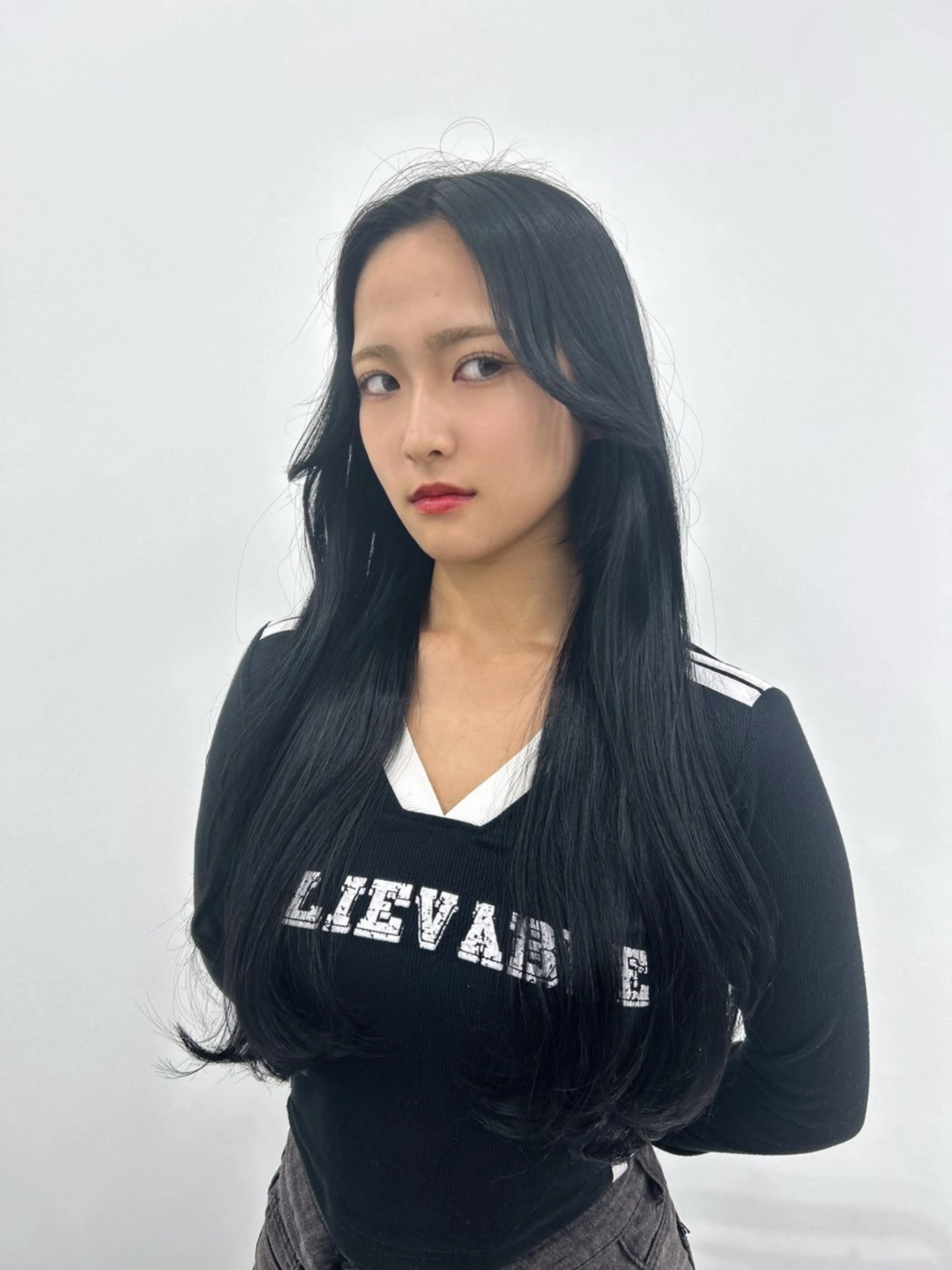 ロング カラー エフェクトブリーチ／ レイヤーカット／翔のヘアスタイル