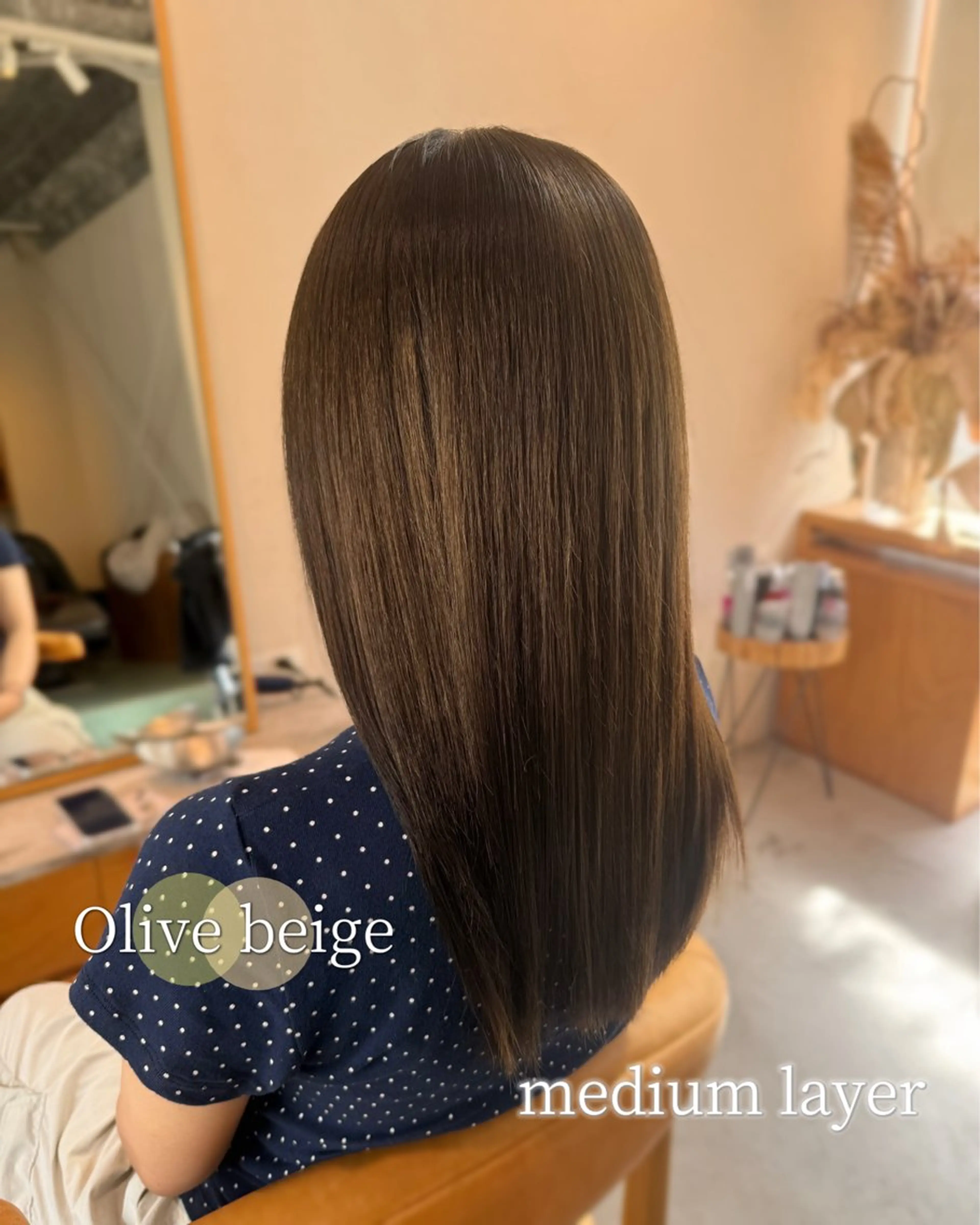 ミディアム カット ヘアカラー トリートメント yelm所属・🫒オリーブカラー ミディアムレイヤー✨のヘアスタイル