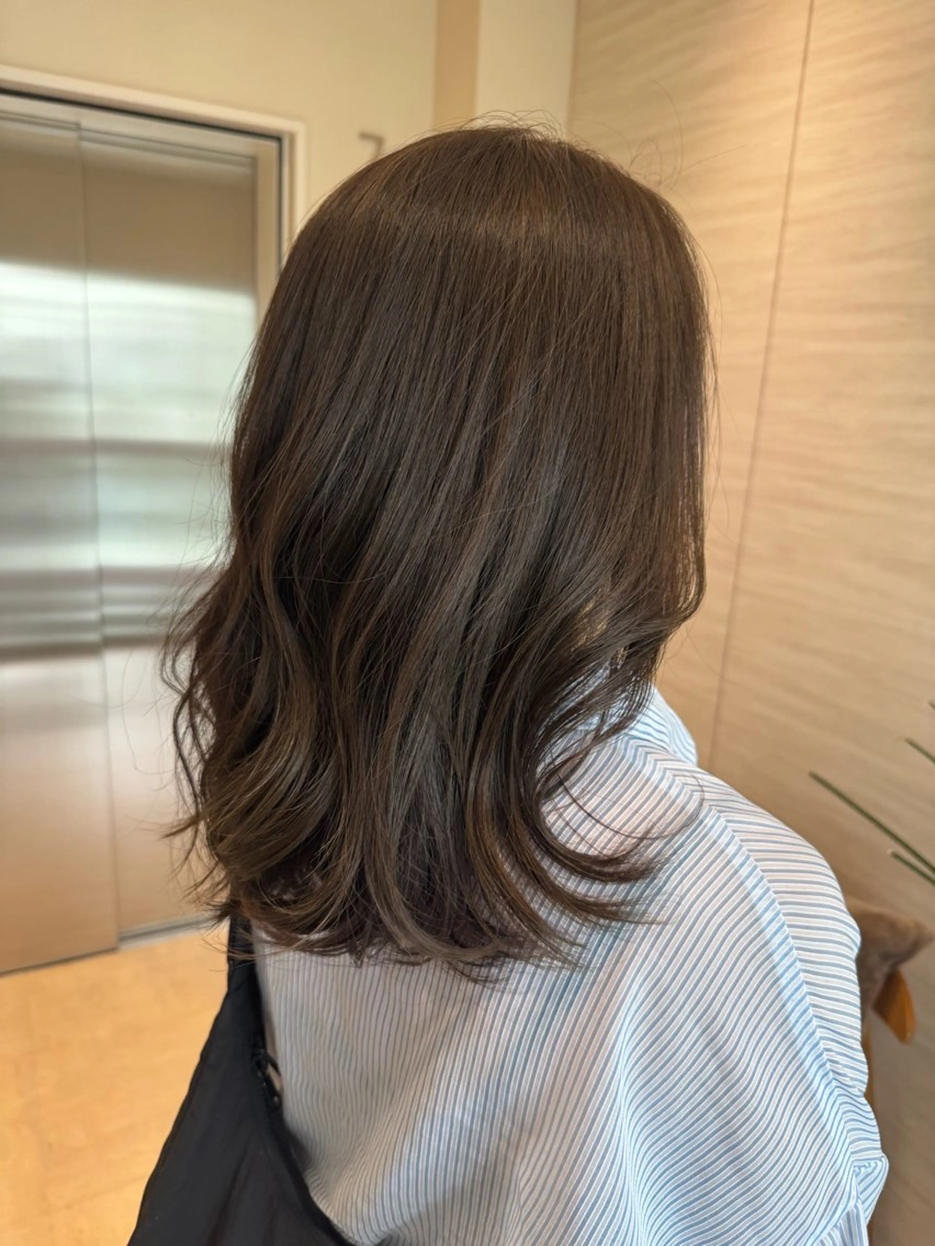 ミディアム カラー グレージュ オリーブグレージュ オリーブグレー ヘアカラー トリートメント ミディアム/ベージュ 💖Emmy💖のヘアスタイル