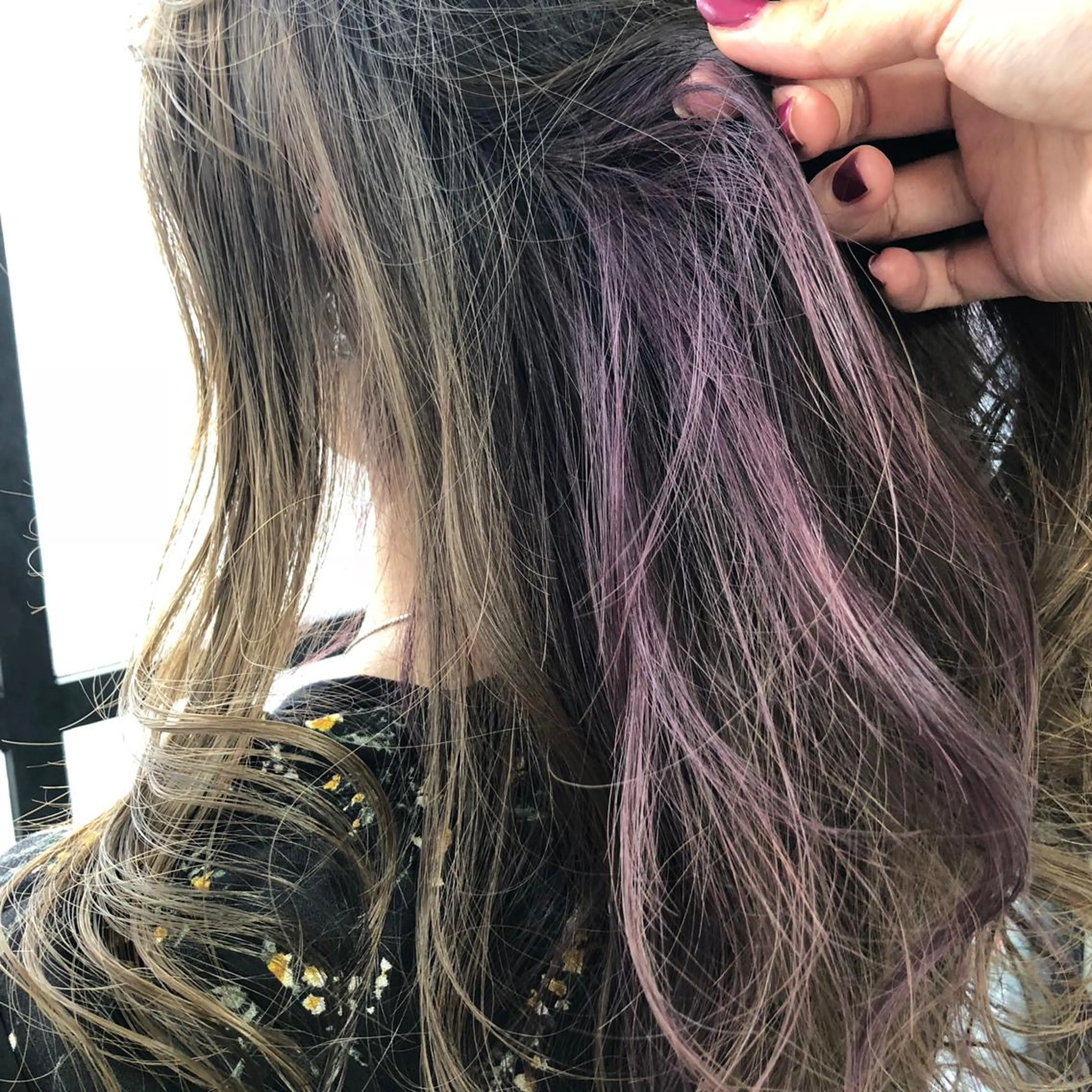 ロング カラー ブリーチ インナーカラー ピンクカラー ピンクパープル パープルカラー ORIKA 美容室のヘアスタイル