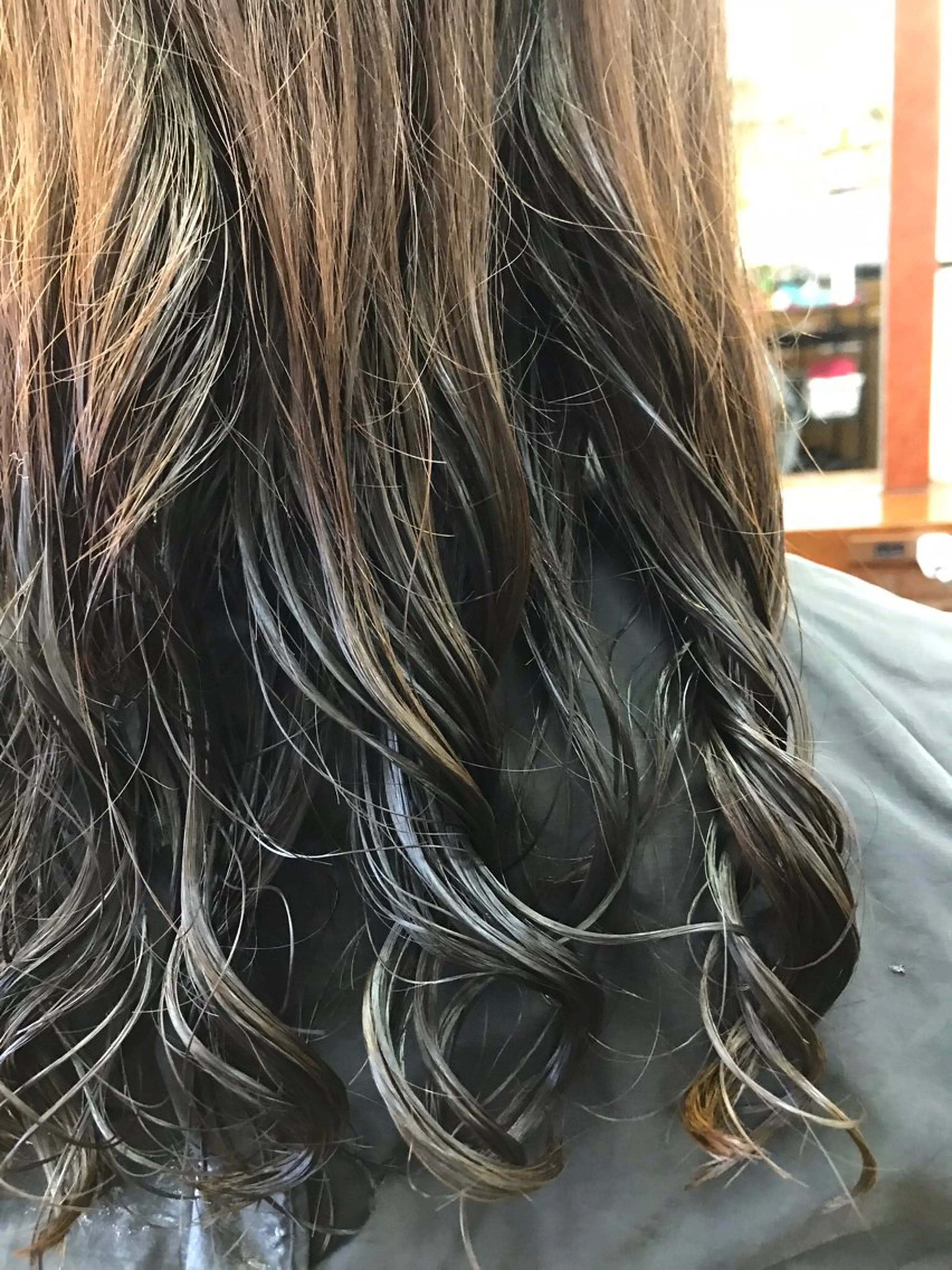 セミロング パーマ カット パーマ トリートメント 桧山 真のヘアスタイル