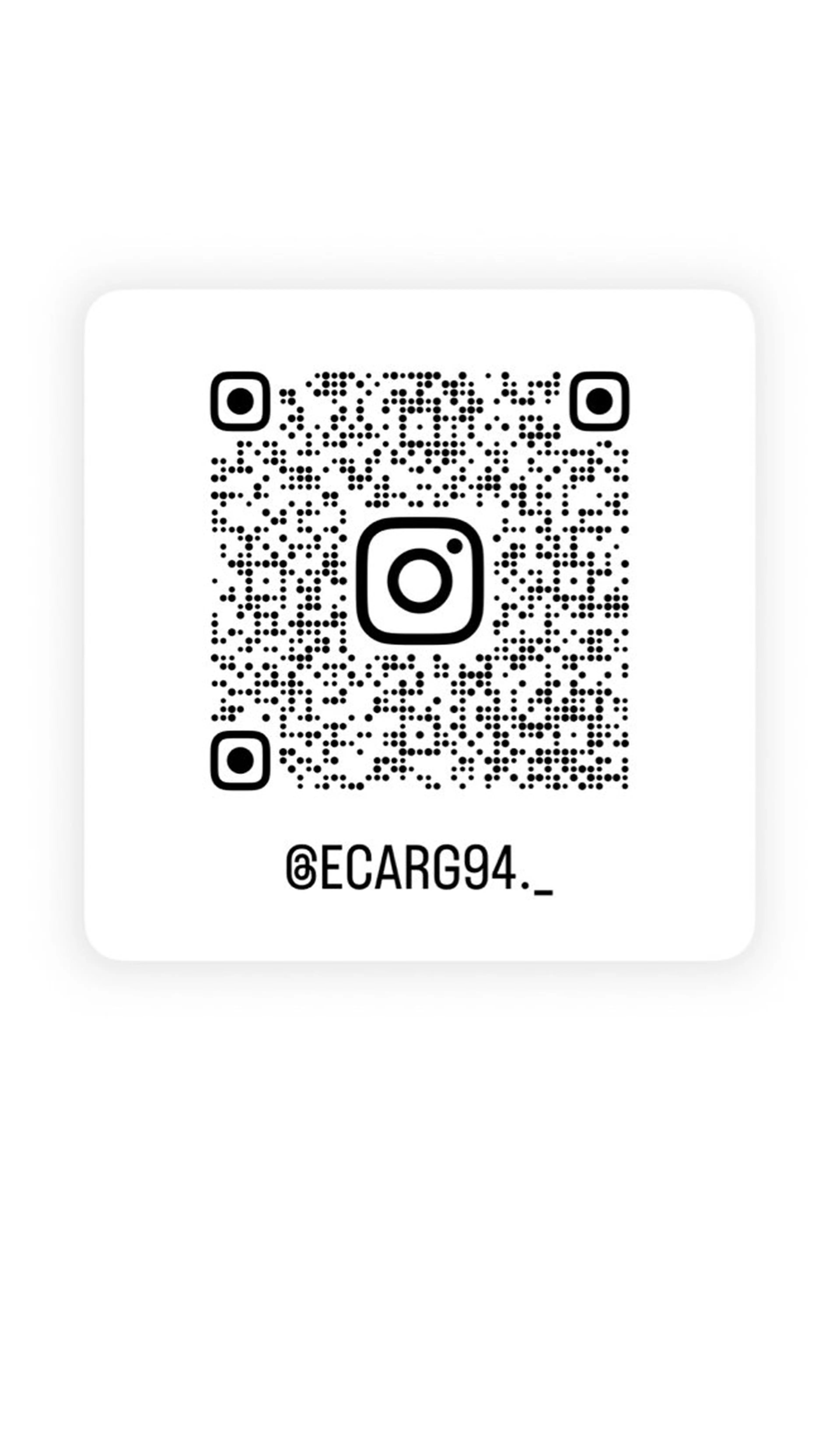 エサージュオム新宿店 小倉のマツエク・マツパデザイン