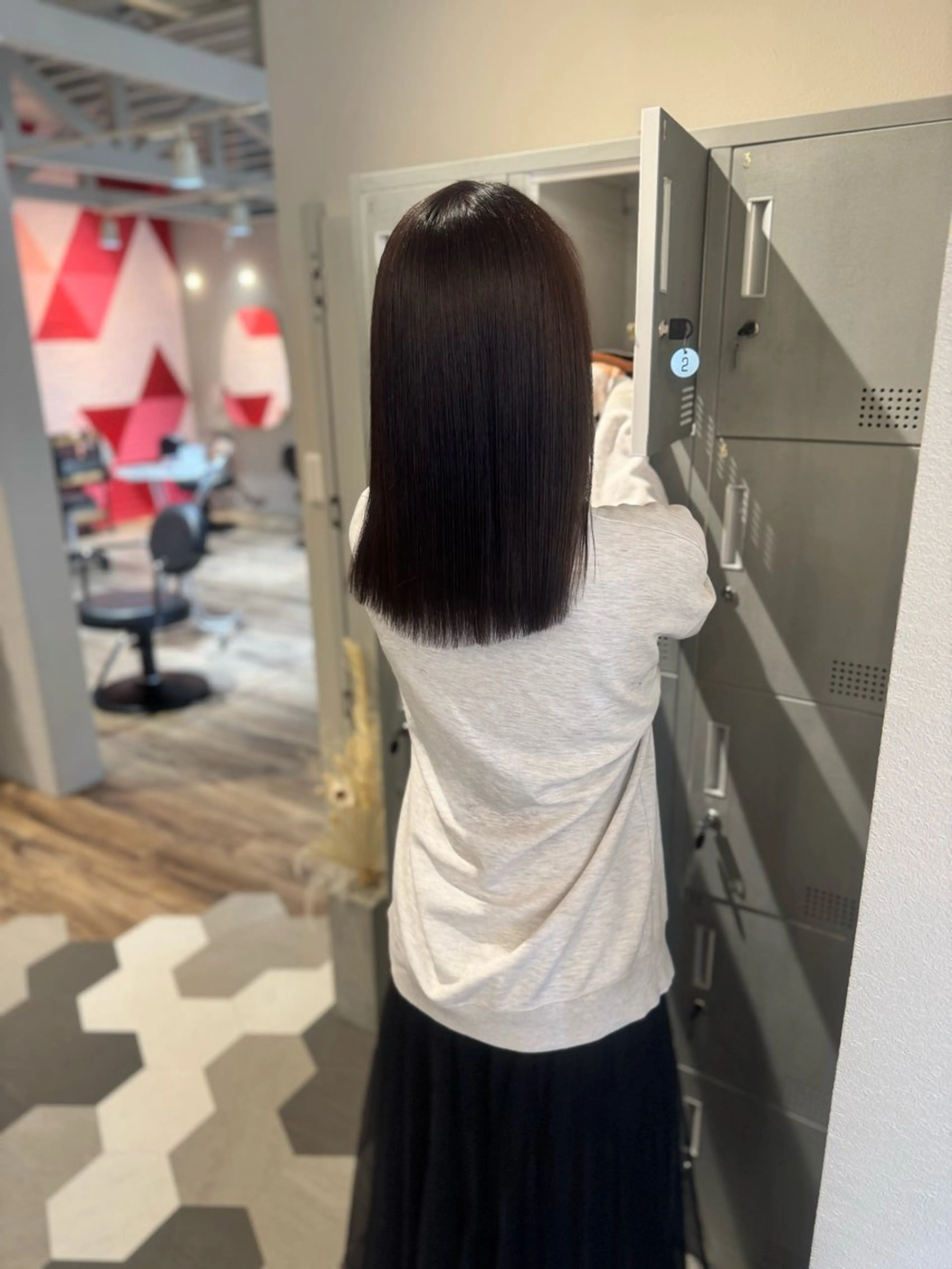 ミディアム 縮毛矯正 【天満1艶髪】潤艶/ 髪質改善🌹釣本竜哉のヘアスタイル