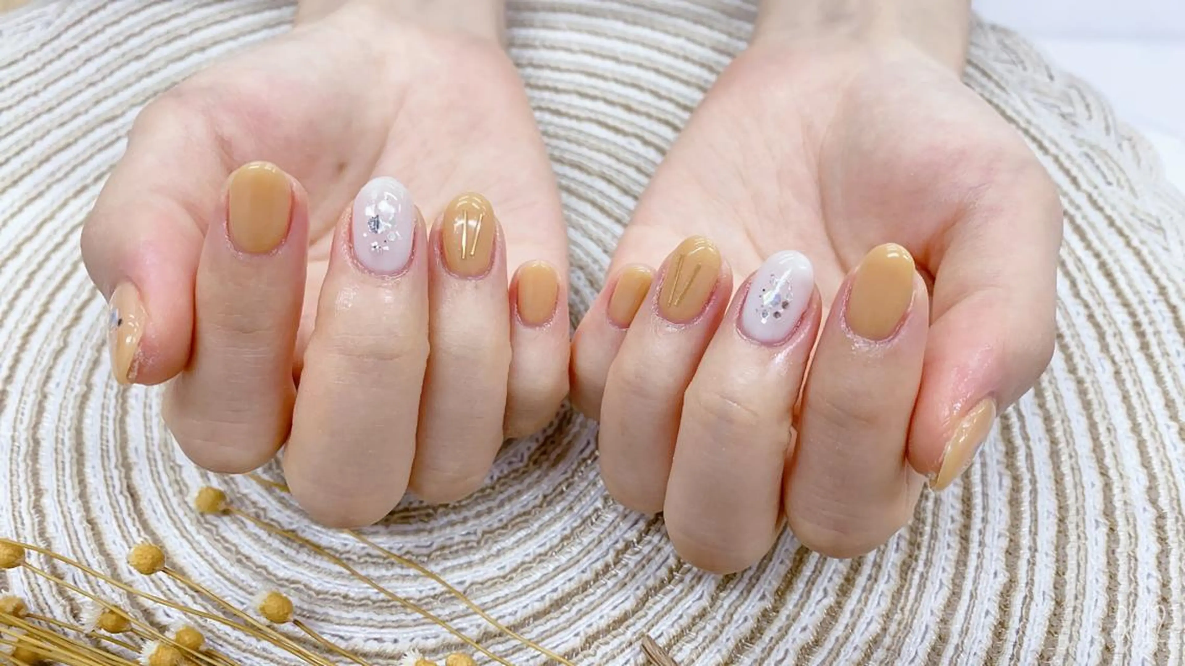 ネイル シンプルネイル Romine アイラッシュ&ネイルのマツエク・マツパデザイン