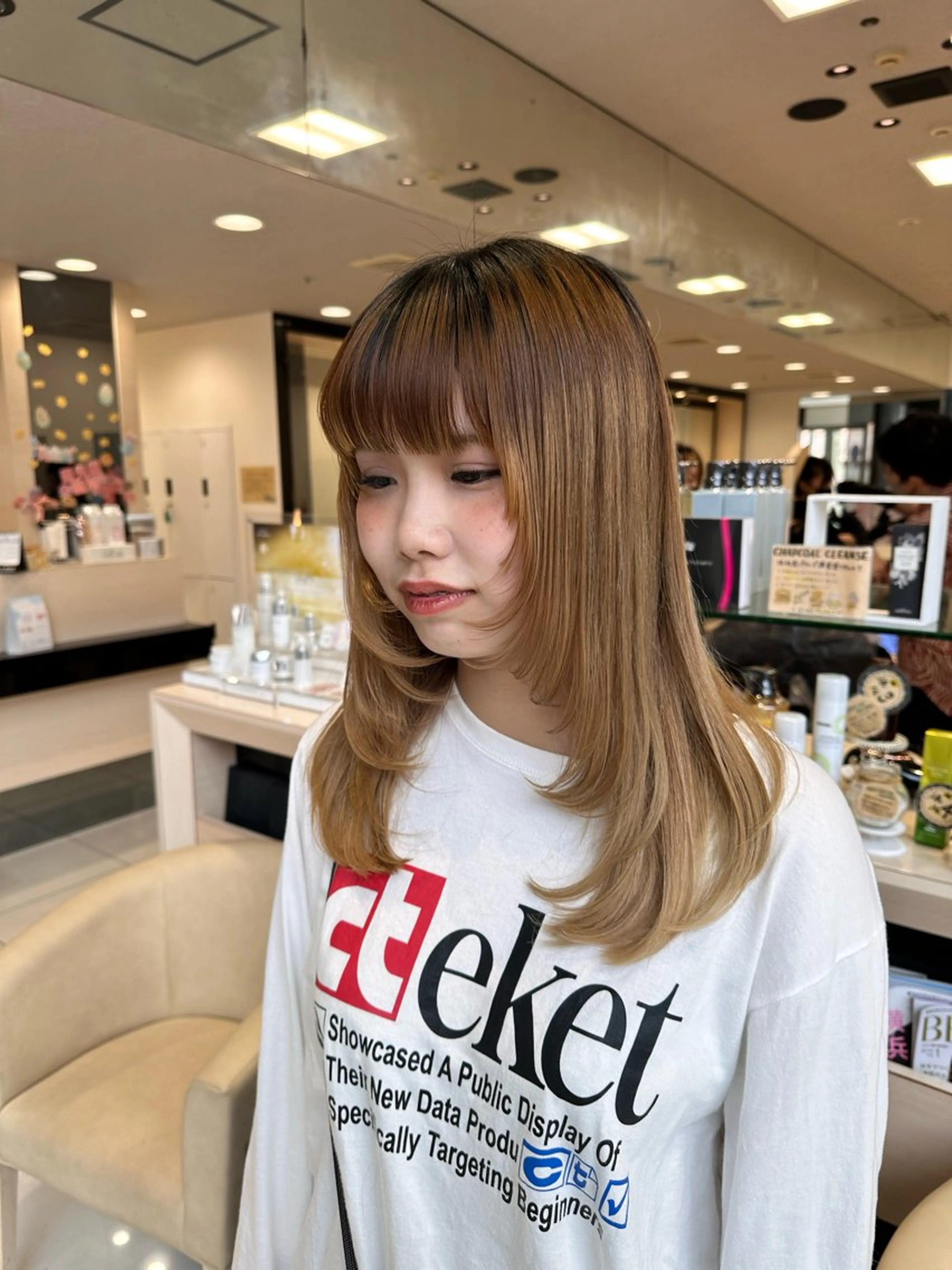 セミロング レイヤーカット カット ヘアカラー クロスパーマ/うる艶 カラー/Kurumiのヘアスタイル