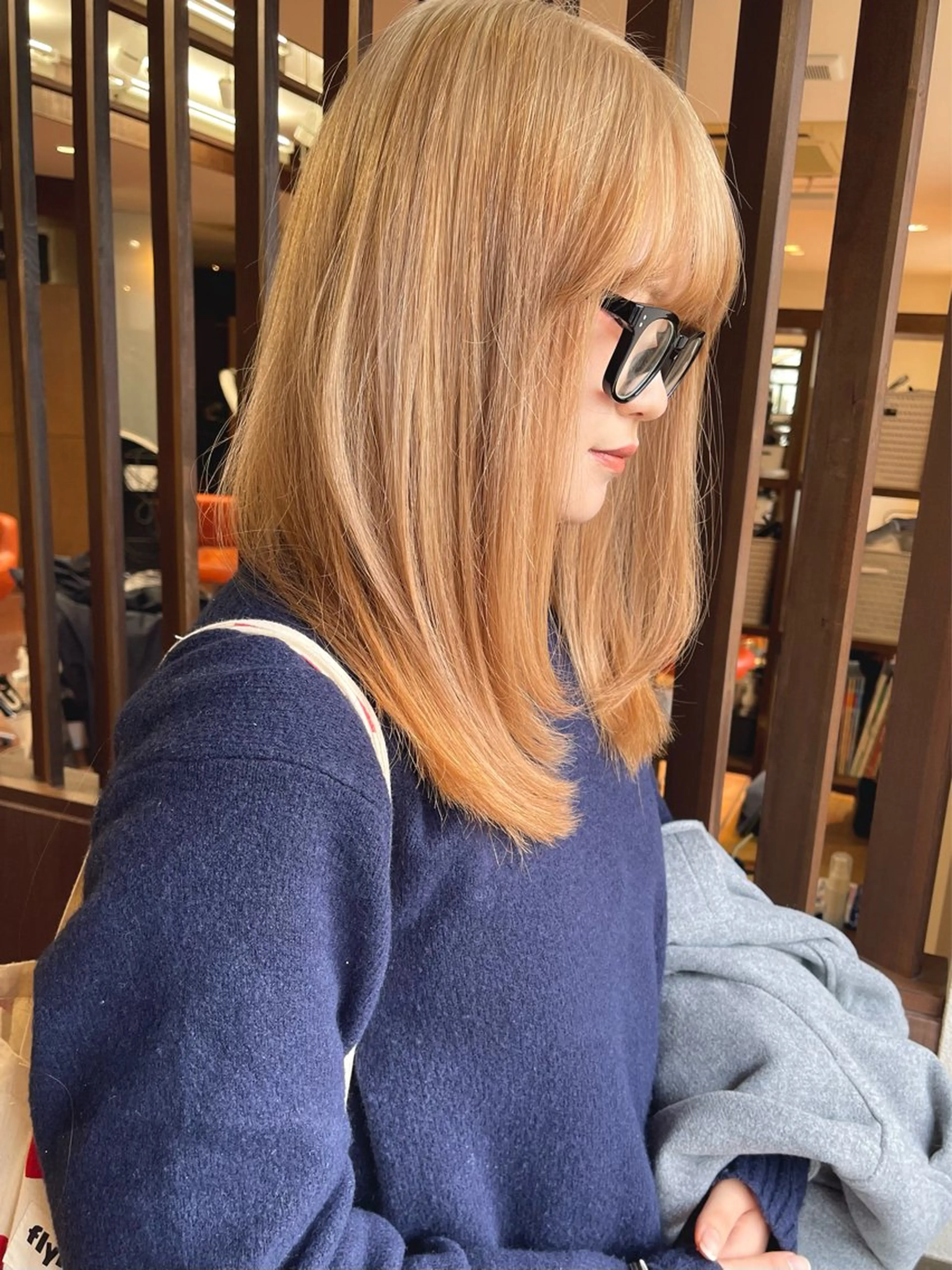 ミディアム カラー ベージュカラー カット ヘアカラー トリートメント 髪質改善ｶﾗｰ ｹｱﾌﾞﾘｰﾁ/ﾀﾑのヘアスタイル