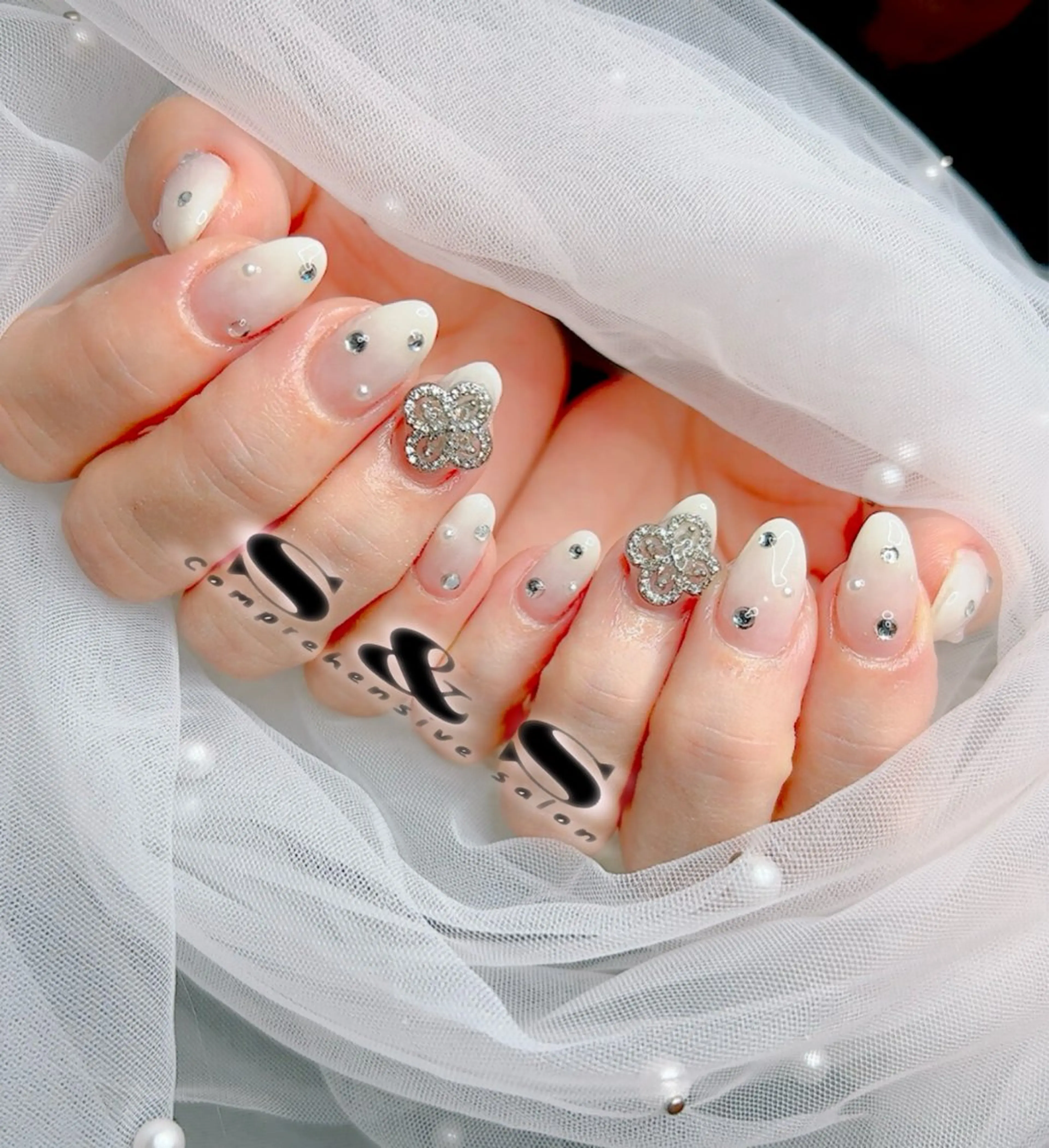 ネイル 成人式 長さ出し メンズネイル 持ち込み ブライダルネイル S&S 村田小百合のネイルデザイン