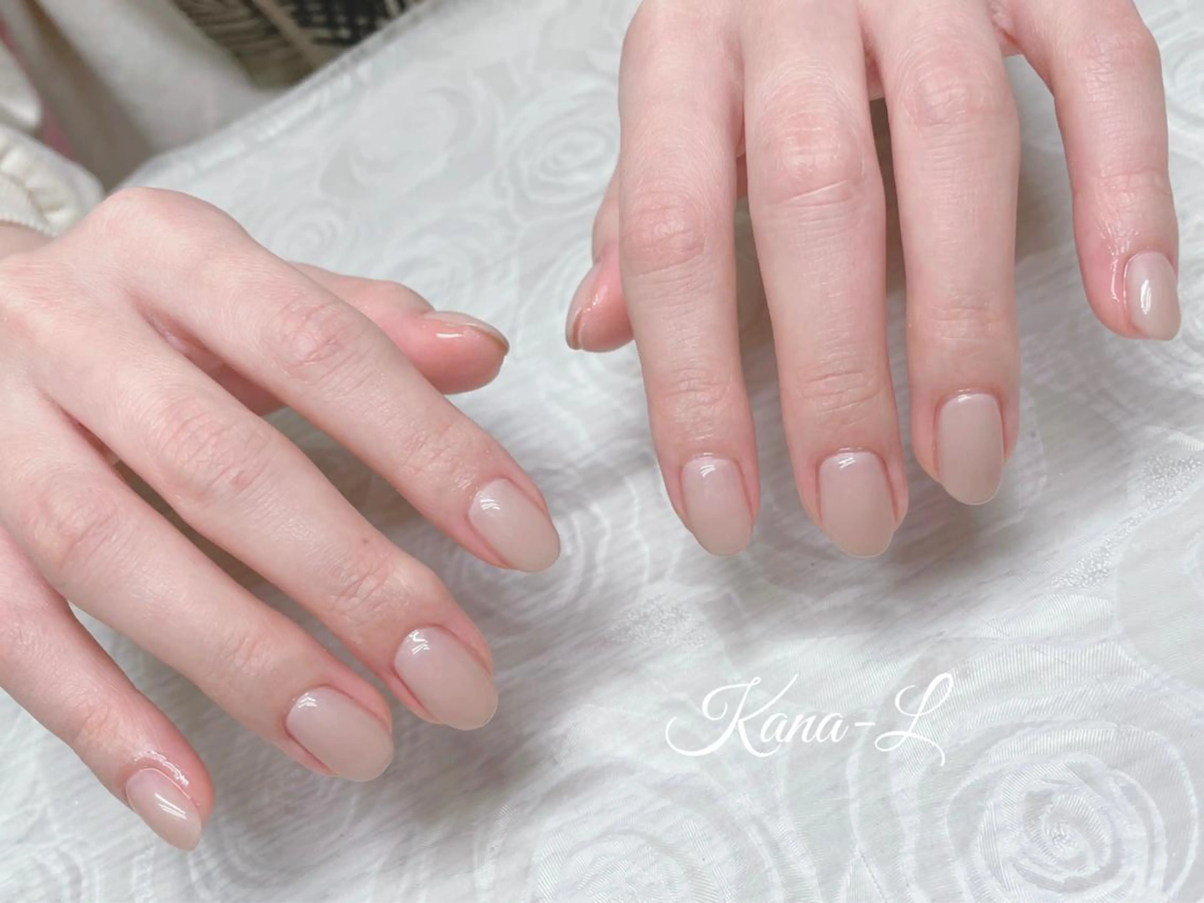 カラー ネイル オフィスネイル 芦辺 香奈のネイルデザイン