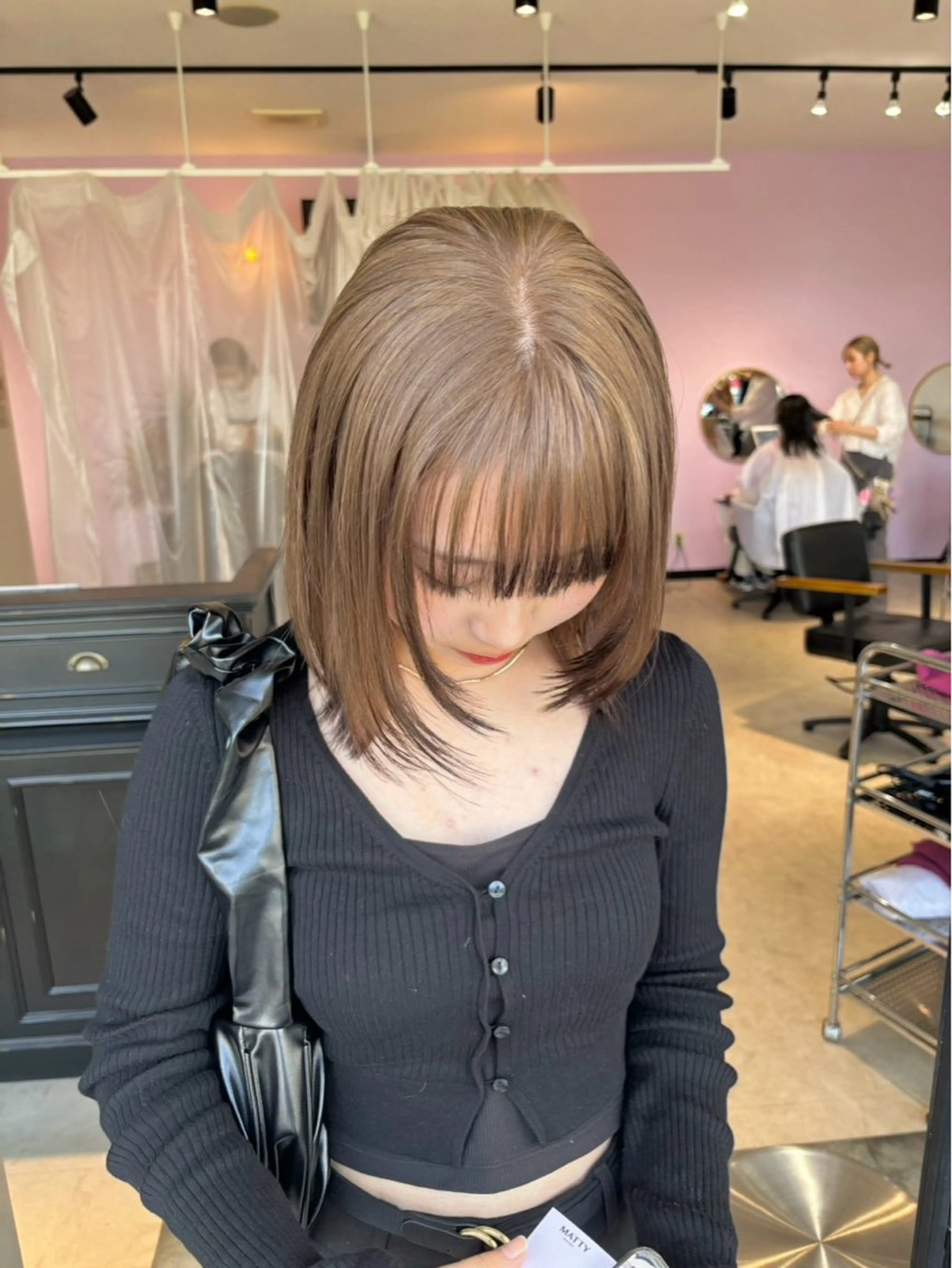 カラー ベージュカラー ミルクティーベージュ MATTY azusaのヘアスタイル