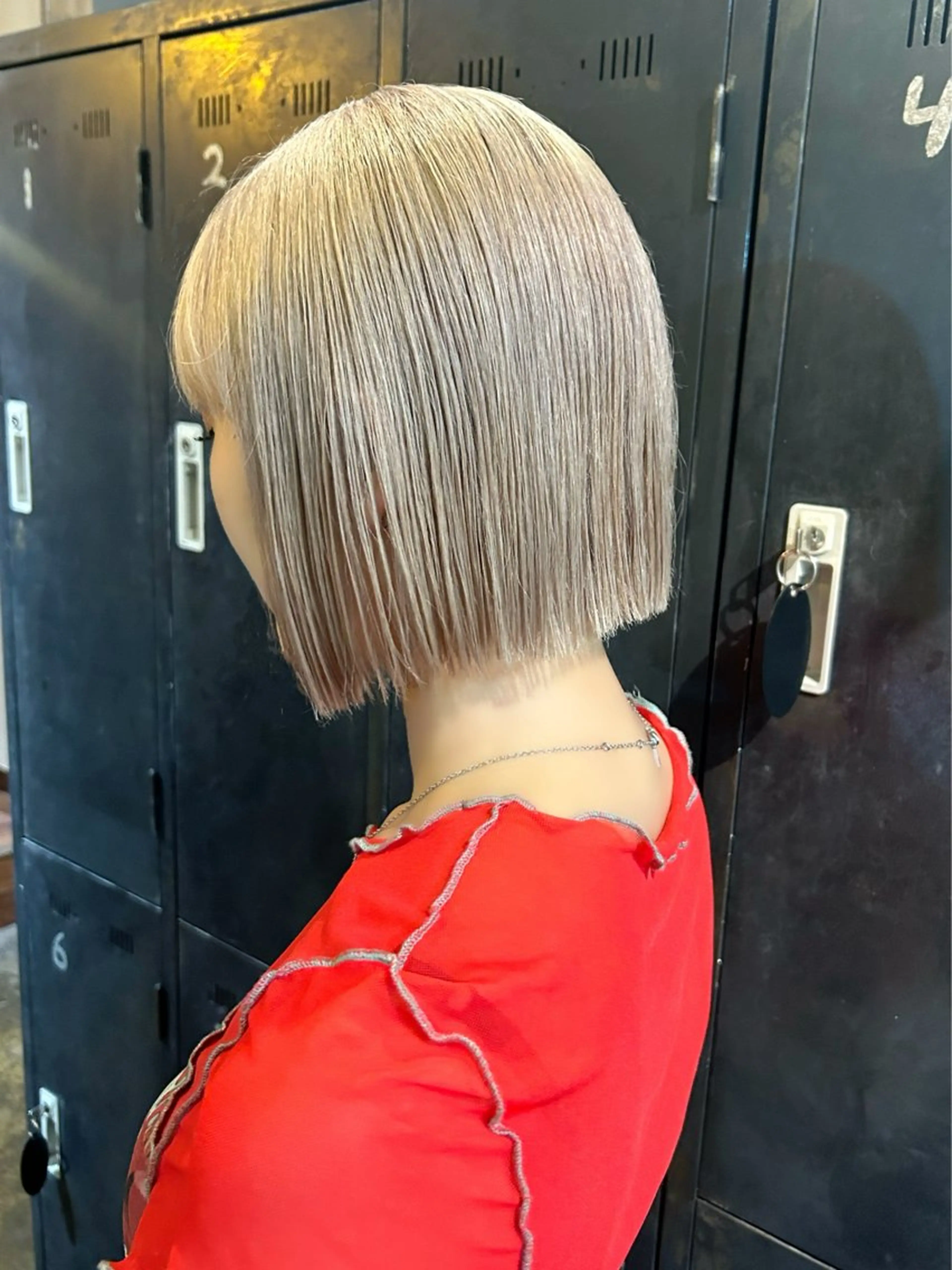 ミディアム カット ヘアカラー トリートメント L STUDIO所属・ハイトーン/ブリーチ 🧁soraのヘアスタイル