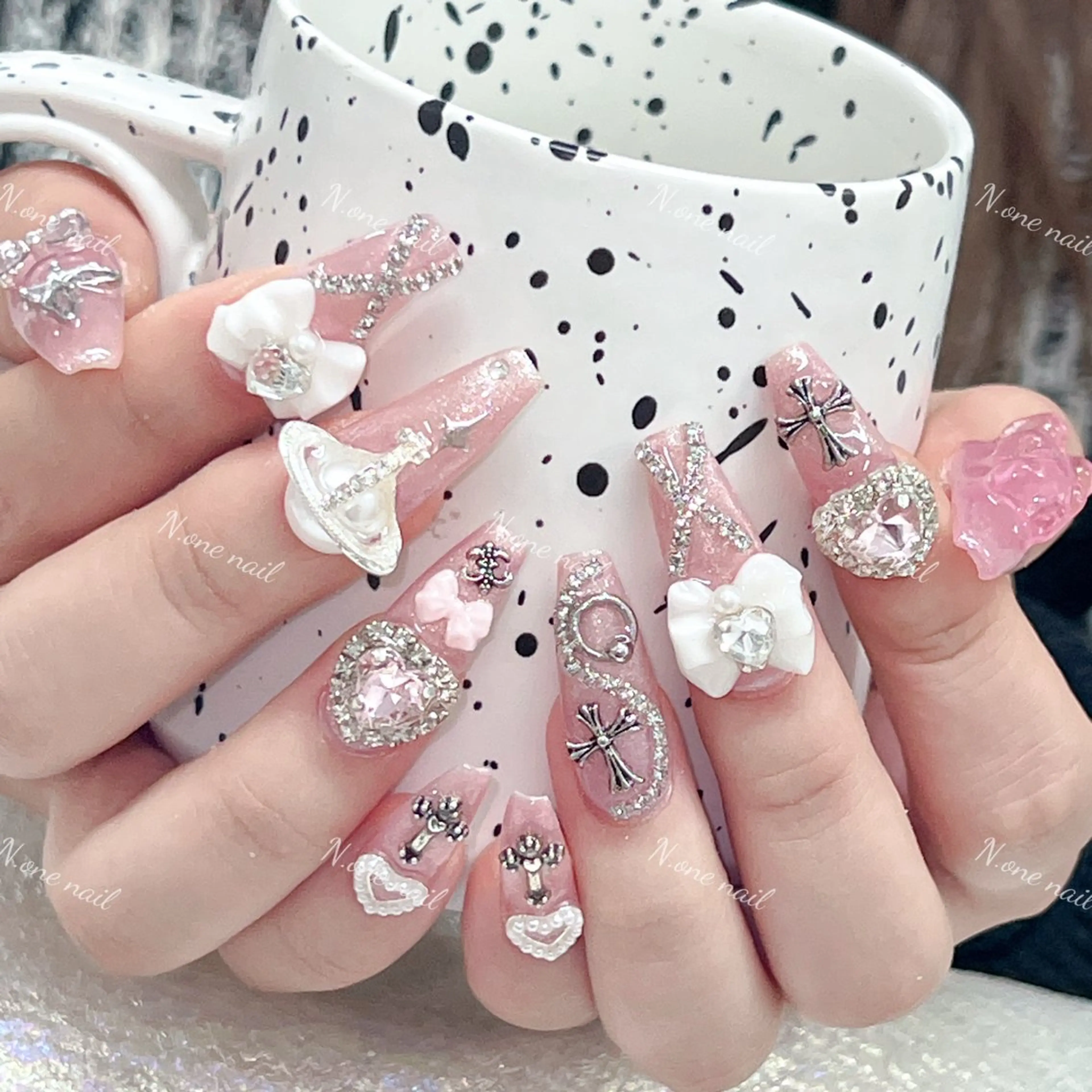 ネイル N.one mei🎀のネイルデザイン