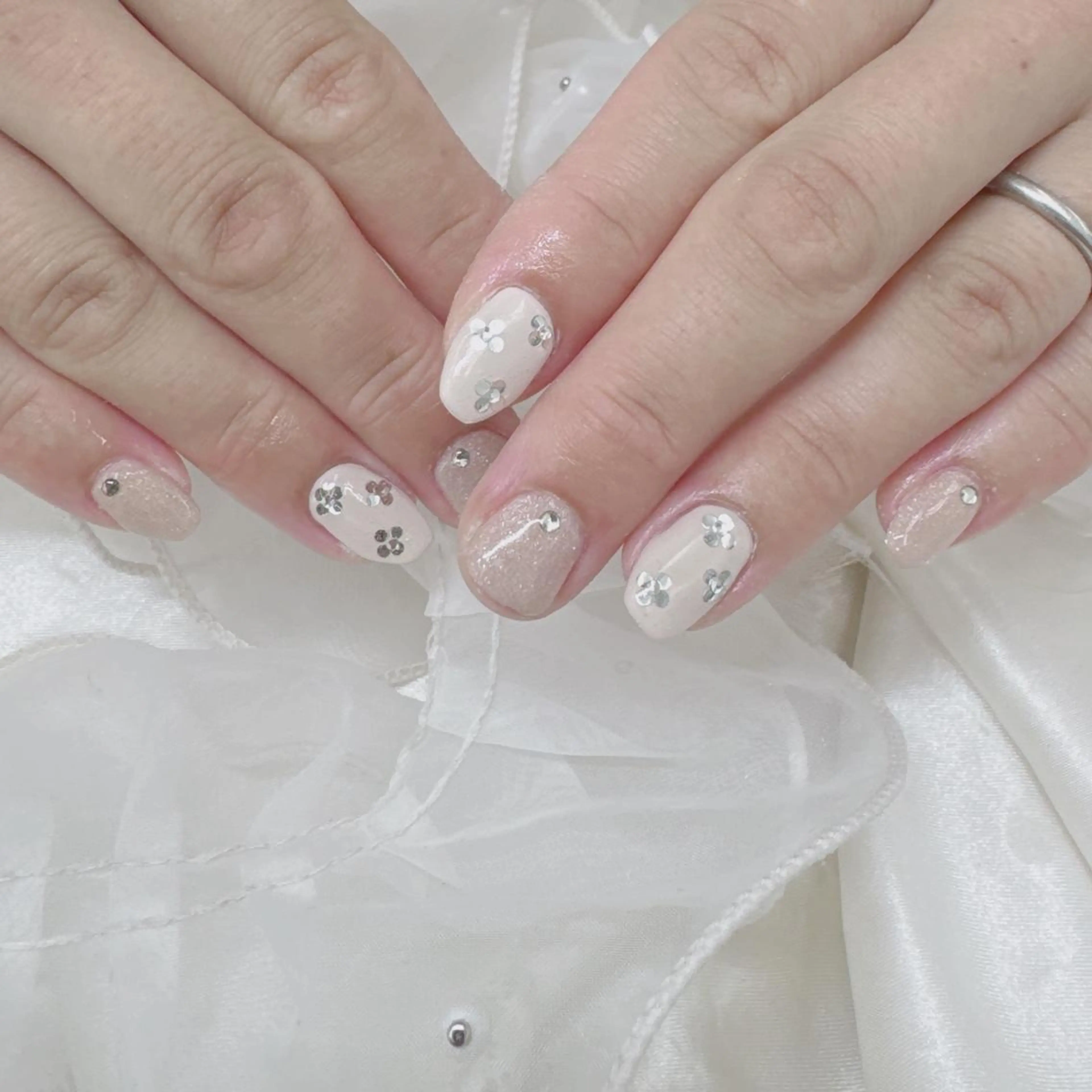 ネイル Nail salon Honey Beeのネイルデザイン