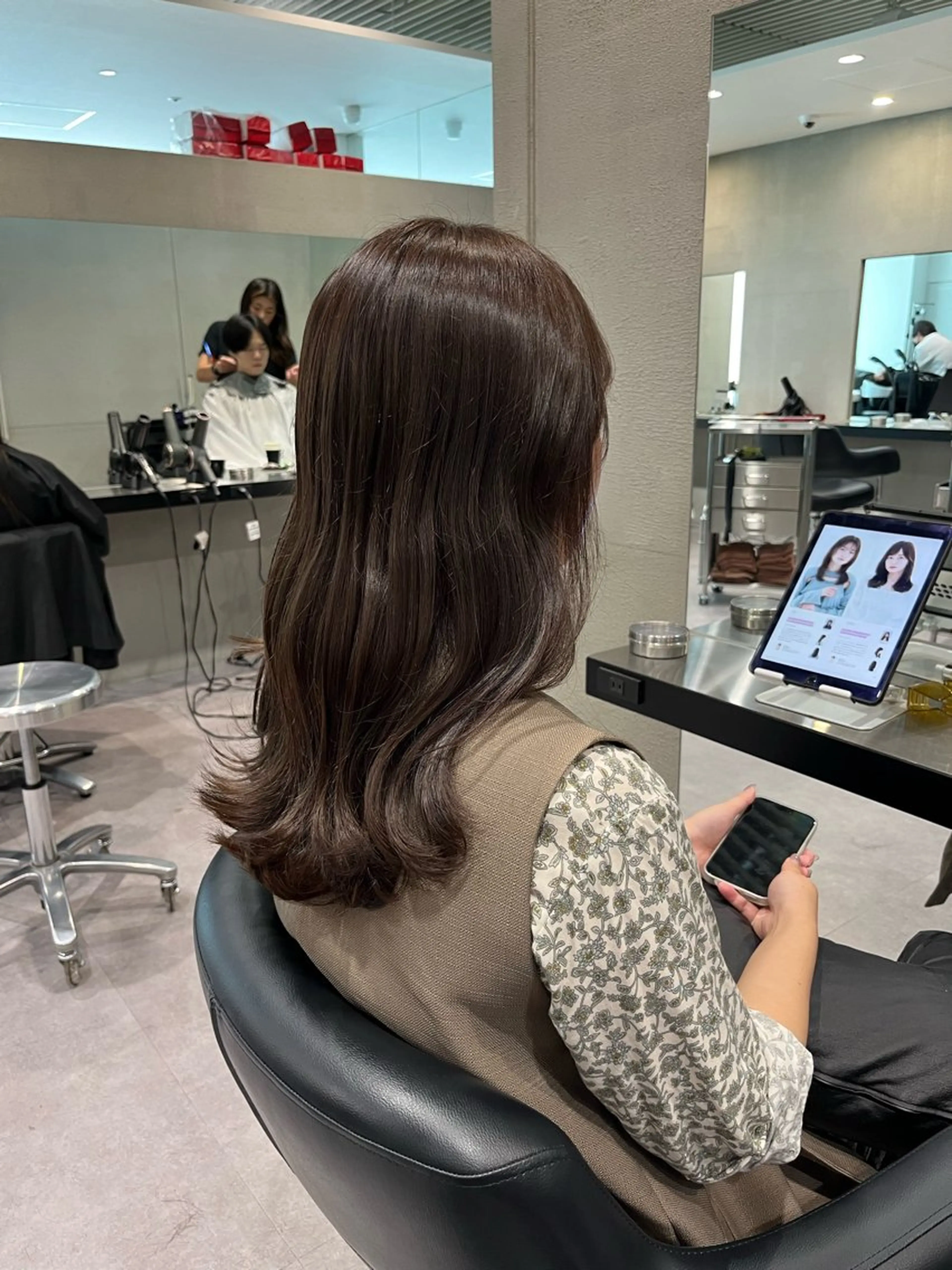 ロング カラー 🌈艶髪/髪質改善 新宿itouのヘアスタイル