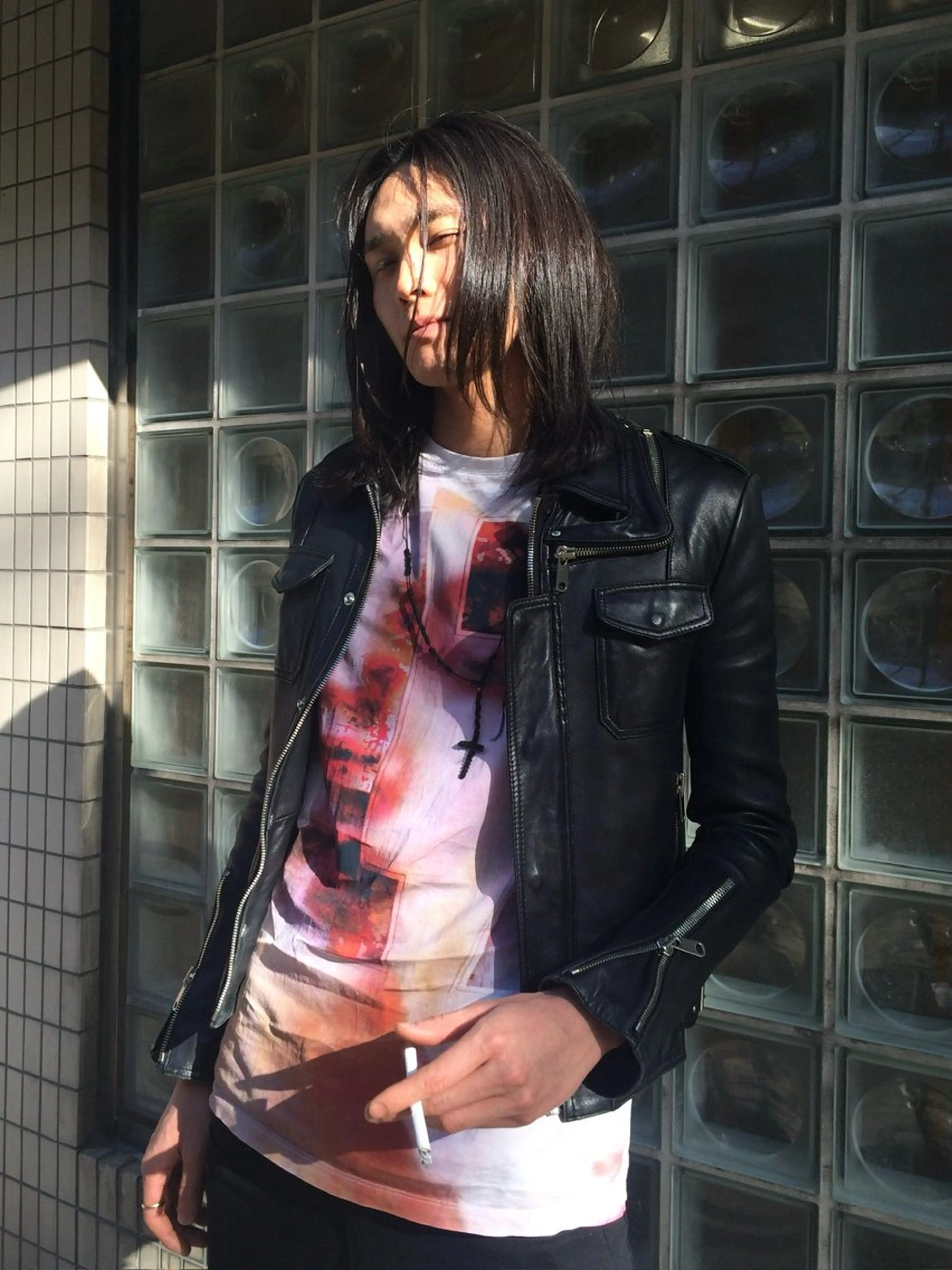 ミディアム mikyo所属・アキモト フウガのヘアスタイル