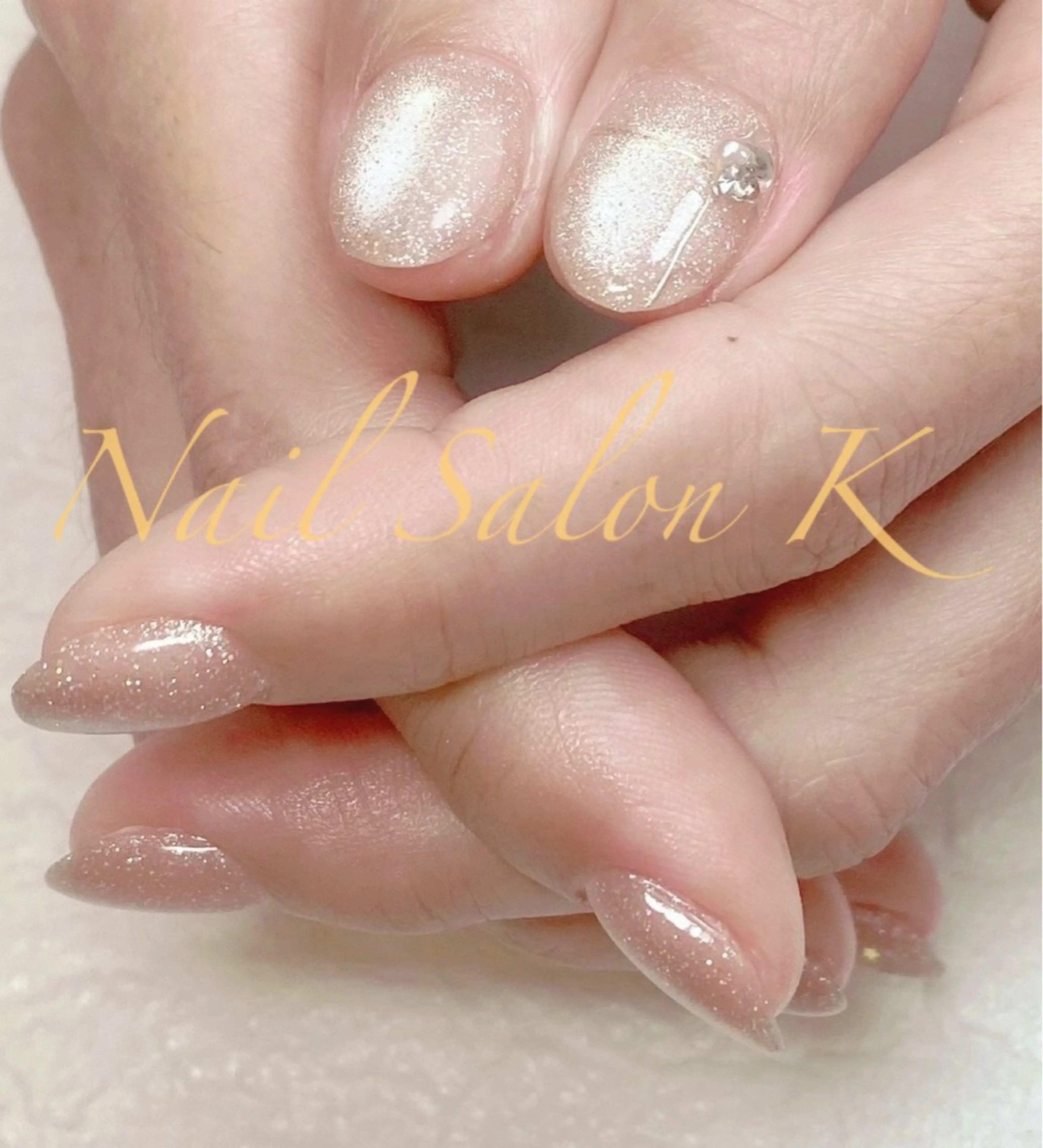 ネイル フラッシュネイル ゴールド キラキラネイル マグネットネイル 冬ネイル ハンドネイル Nail Salon K 🧸美爪育成のネイルデザイン