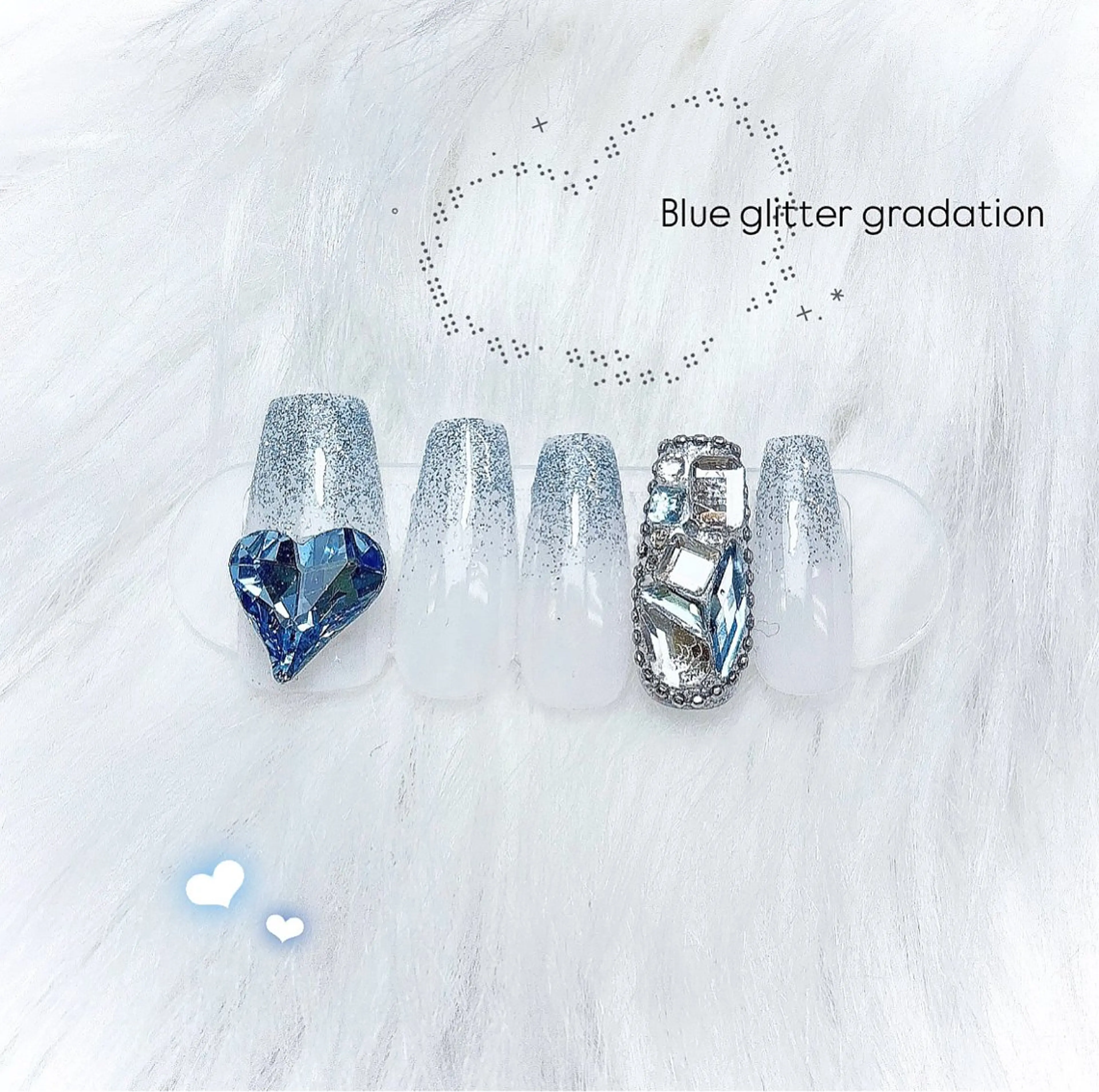 ネイル ブルー ハート 韓国ネイル ラメ(グリッター) ラメグラデーション ar studio/ ARISAのエステ・リラクイメージ