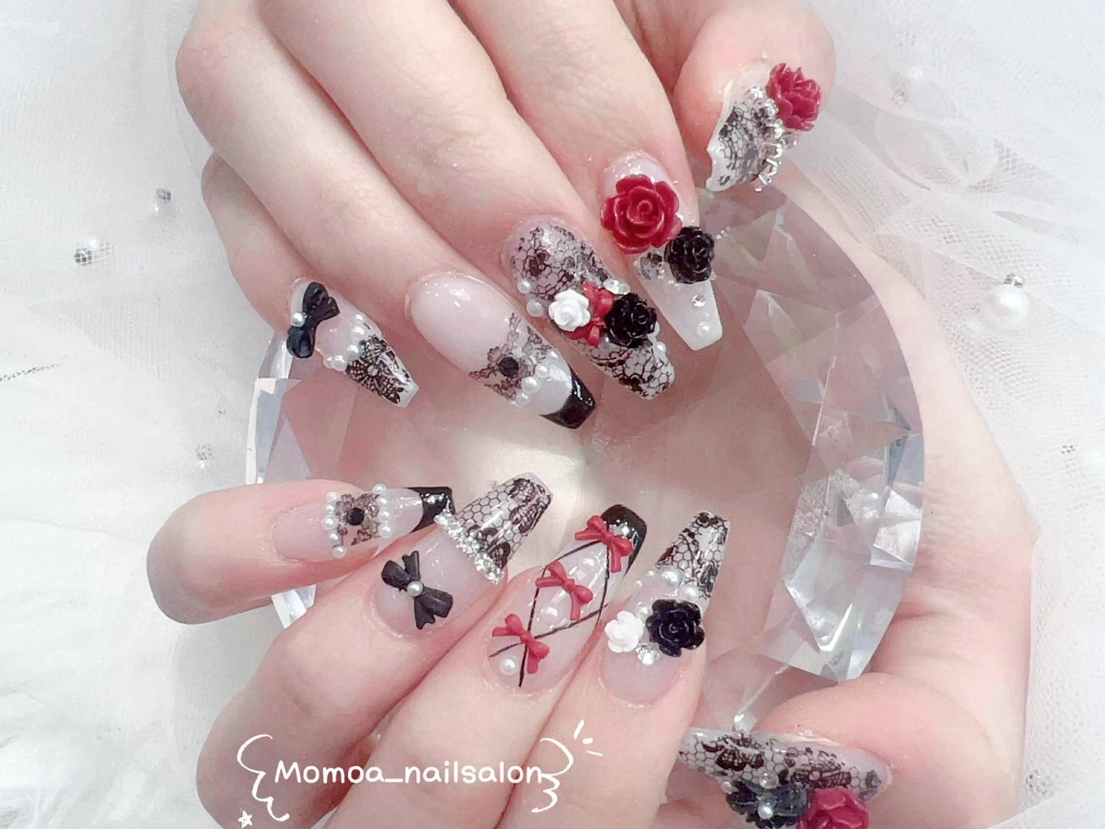 ネイル 成人式 ロングネイル マグネットネイル 大理石ネイル(マーブル) 持ち込み ハンドネイル MoMoA Nail ネイル長さ出し専門店のネイルデザイン