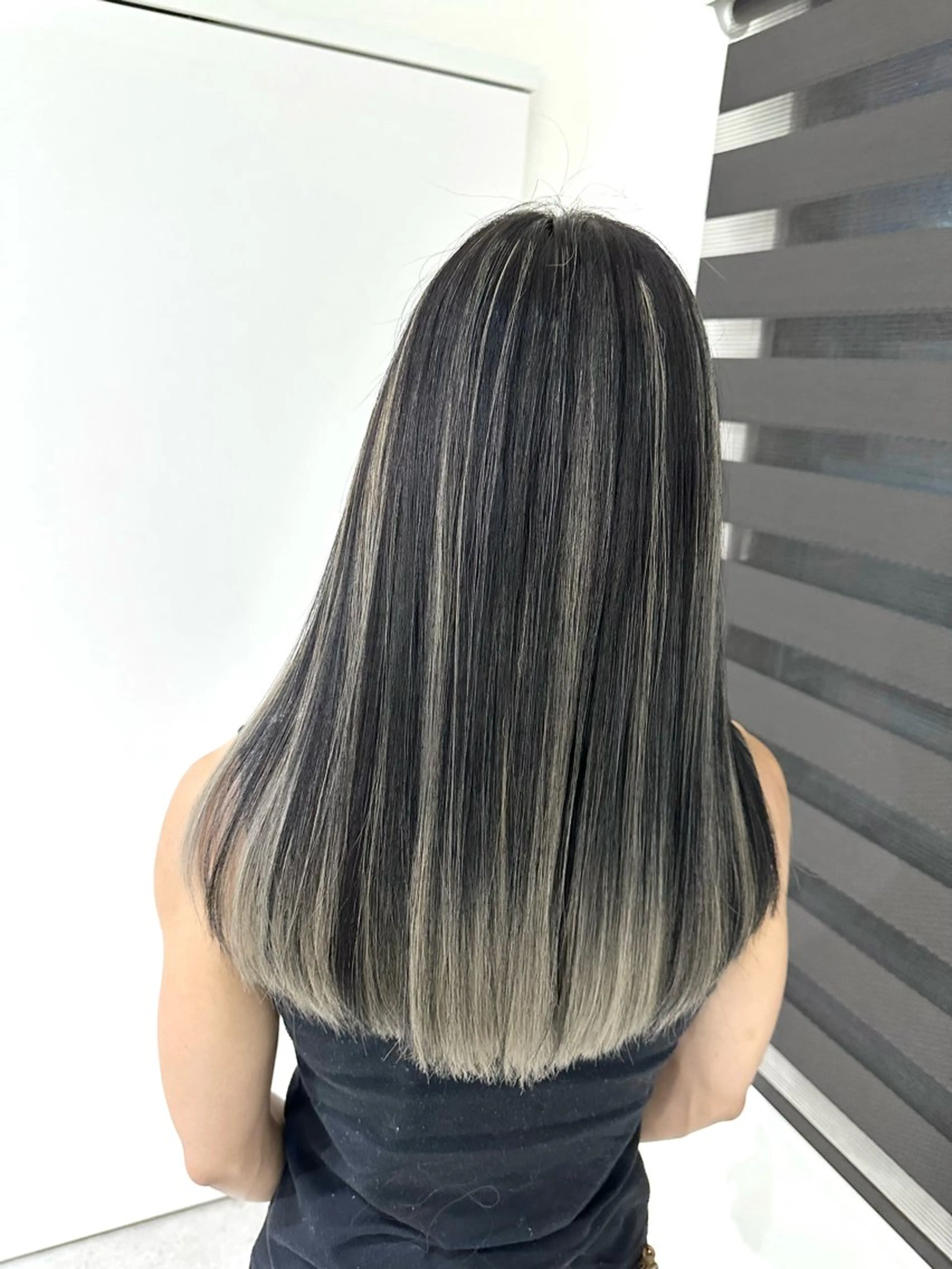 ロング カラー ヘアカラー 加藤 佑二のヘアスタイル