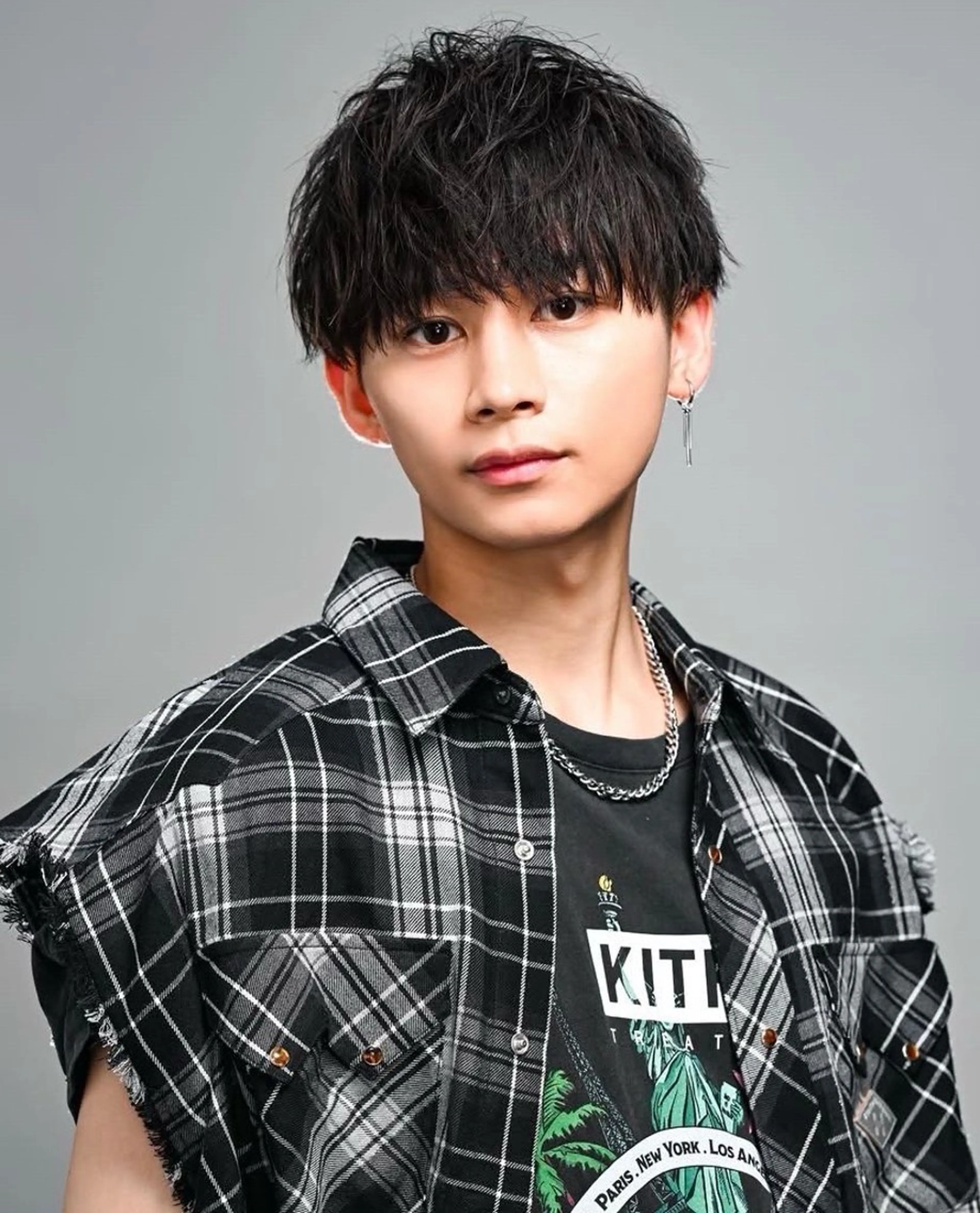 ショート パーマ メンズ 日浅 空のヘアスタイル