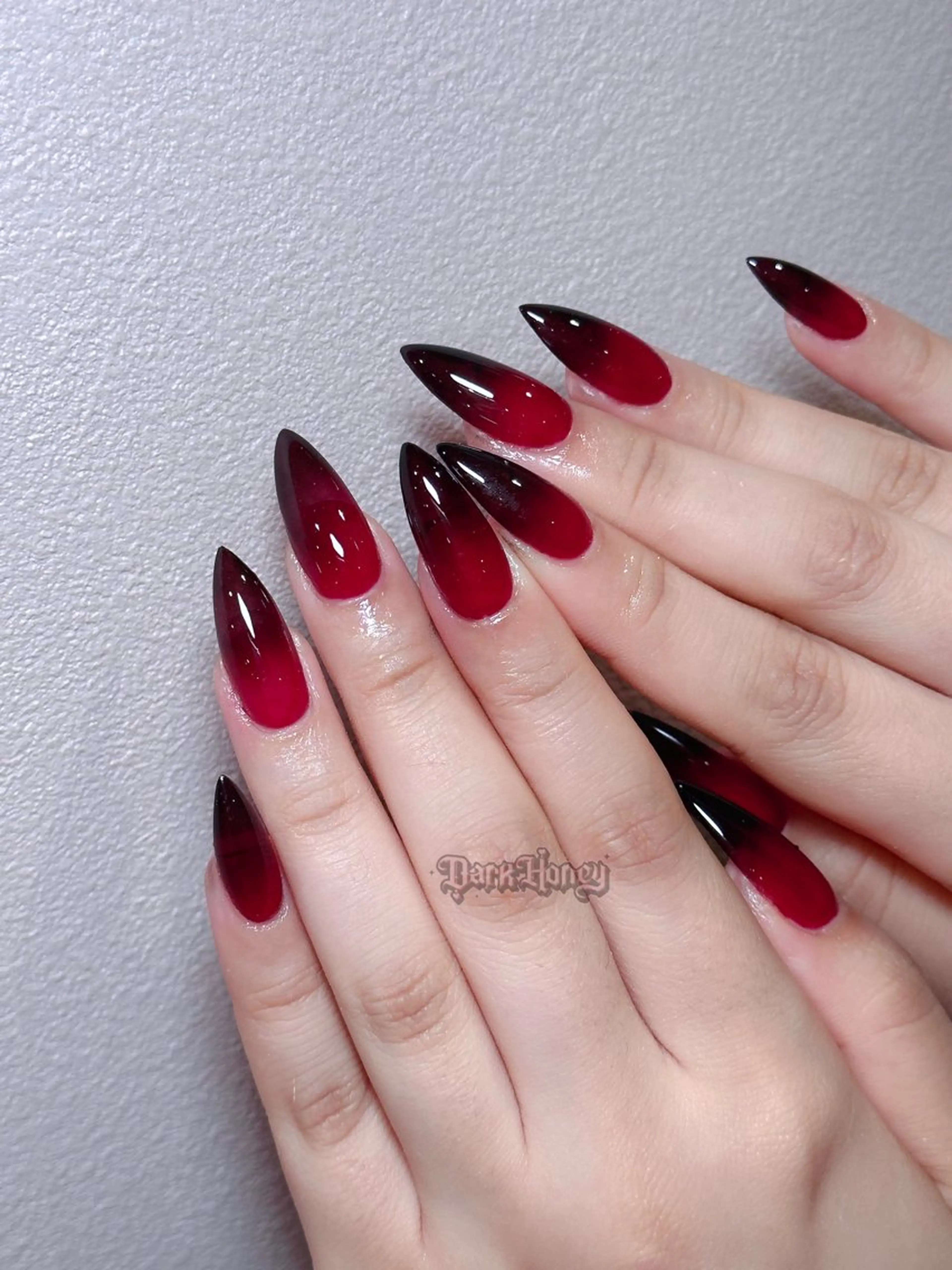 ネイル ハンドネイル ハンドケア DarkHoney 池袋店のネイルデザイン