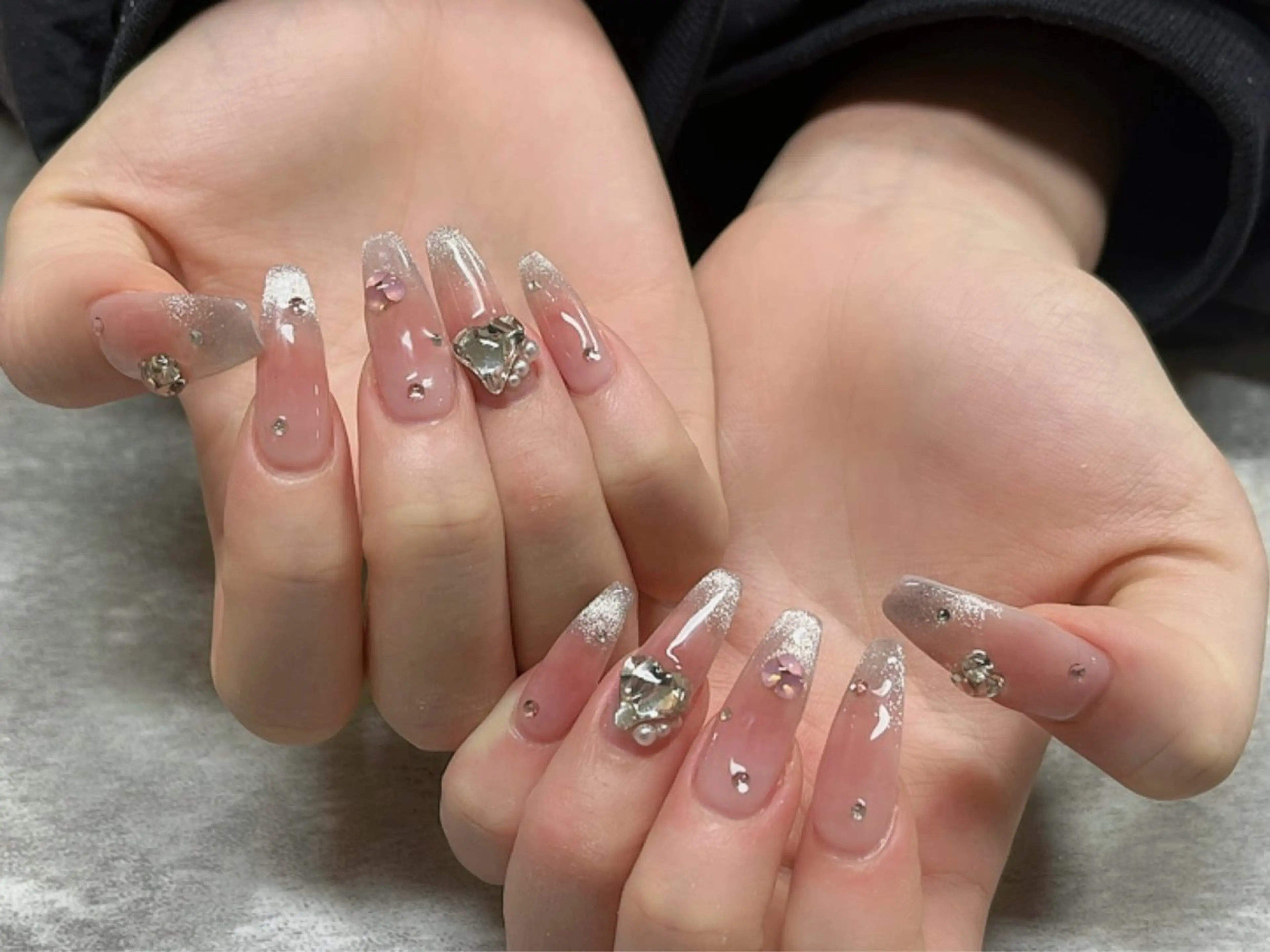 ネイル ハンドネイル Protea きぬがわ らむのネイルデザイン