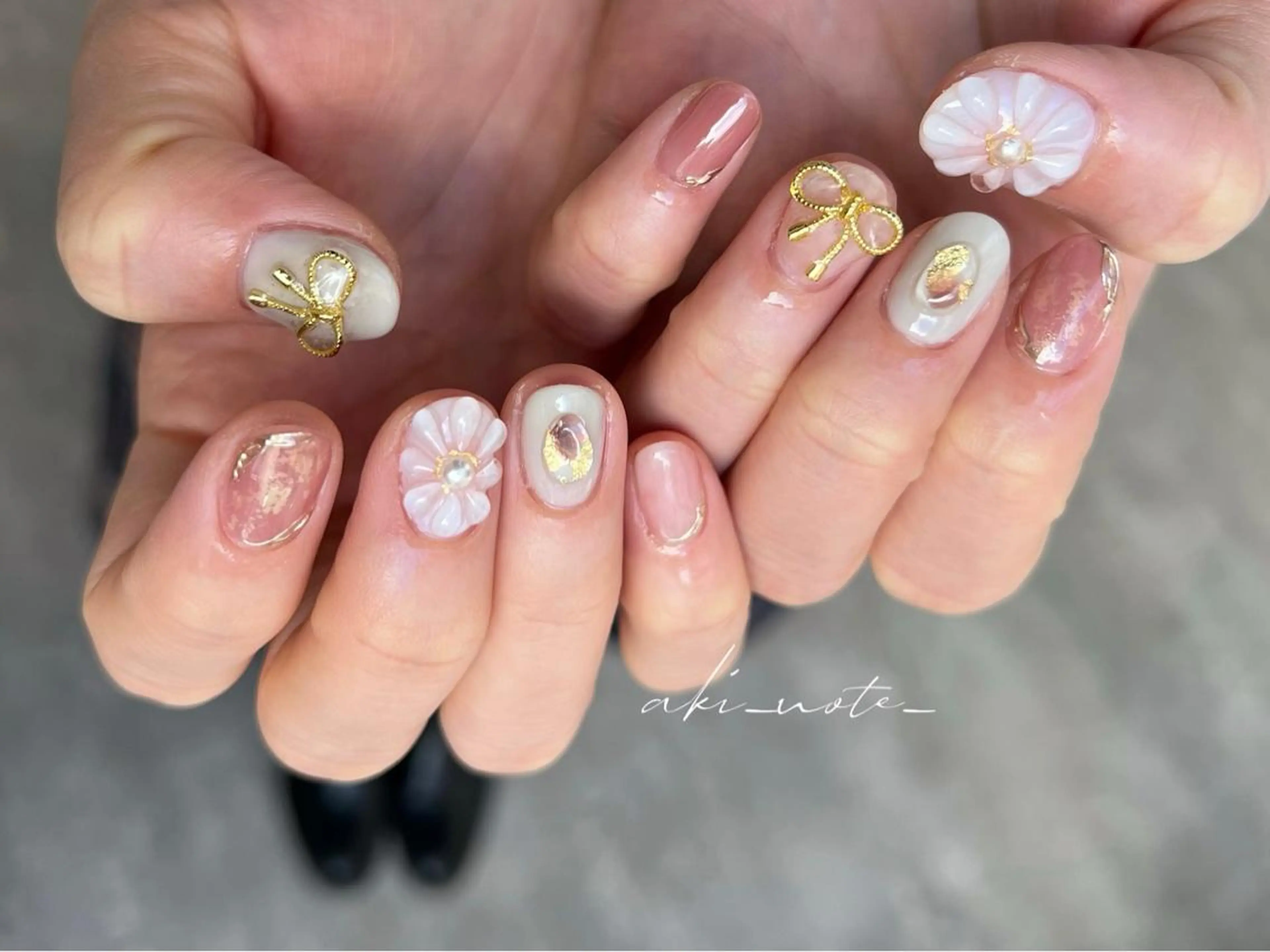 ネイル 成人式 ハンドネイル フットネイル GRANDE大須 栄/店長 aki🌙のネイルデザイン