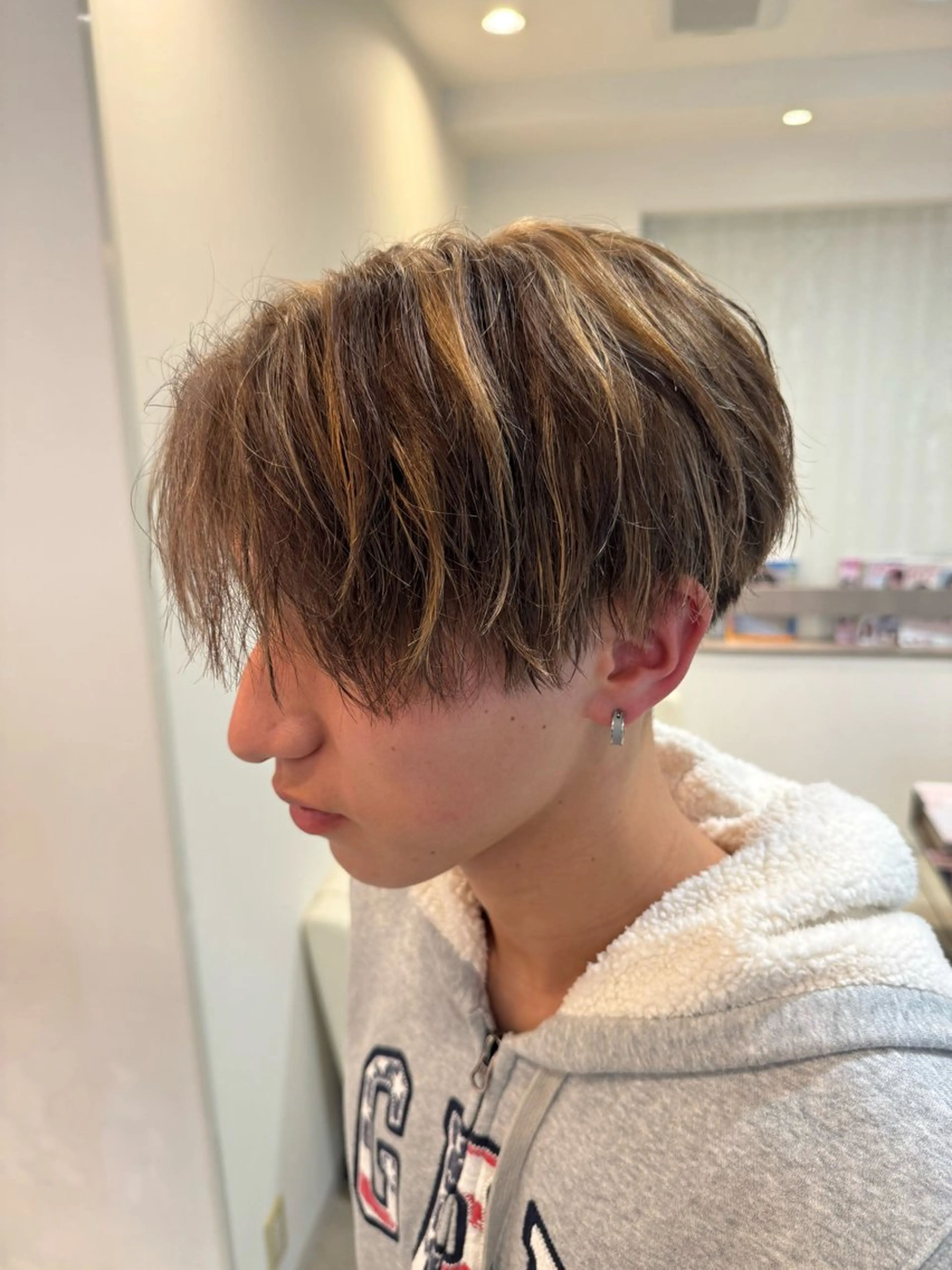 ミディアム ハイライト ブリーチ/髪質改善 NYNY大久保のヘアスタイル