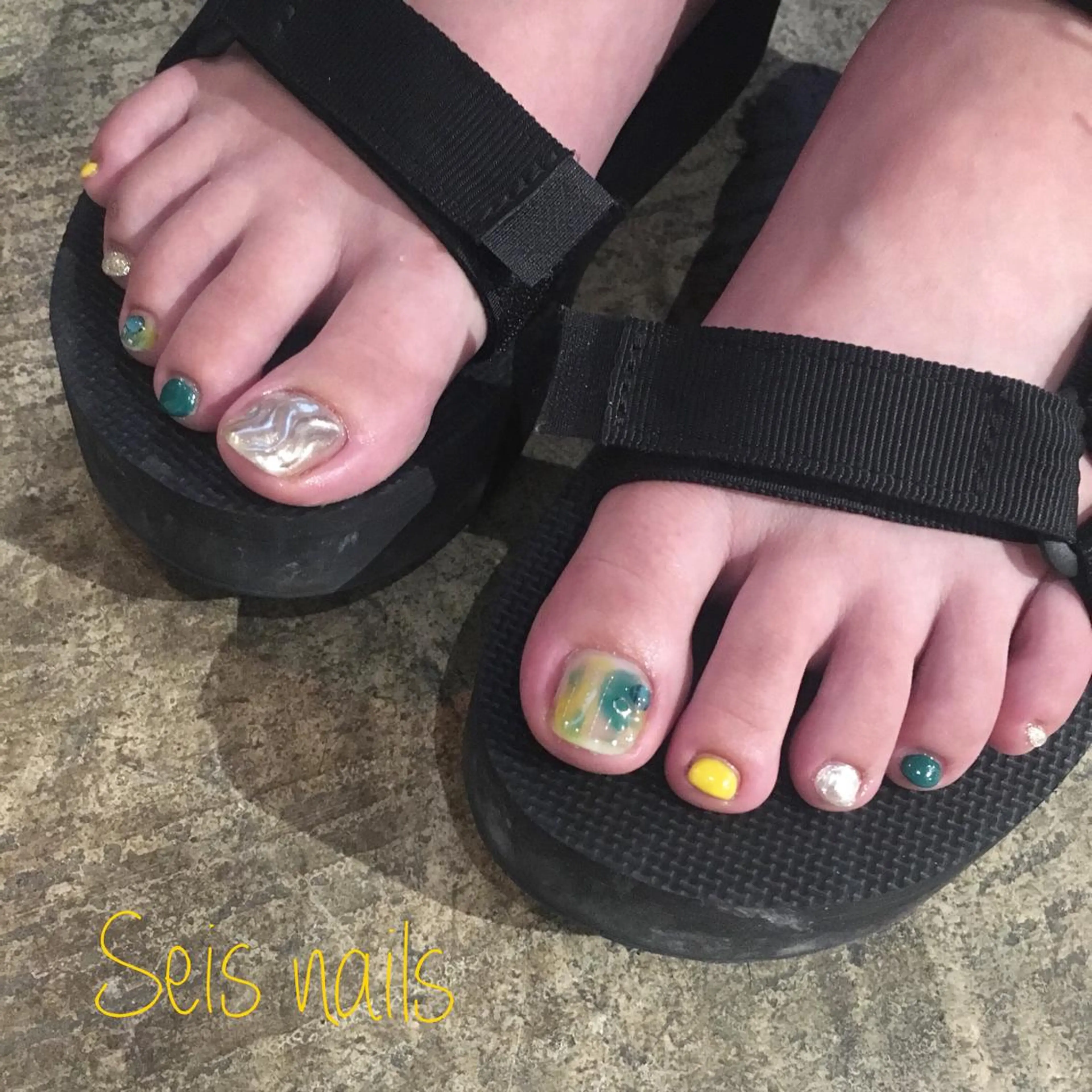 ネイル Seis Shihoのネイルデザイン