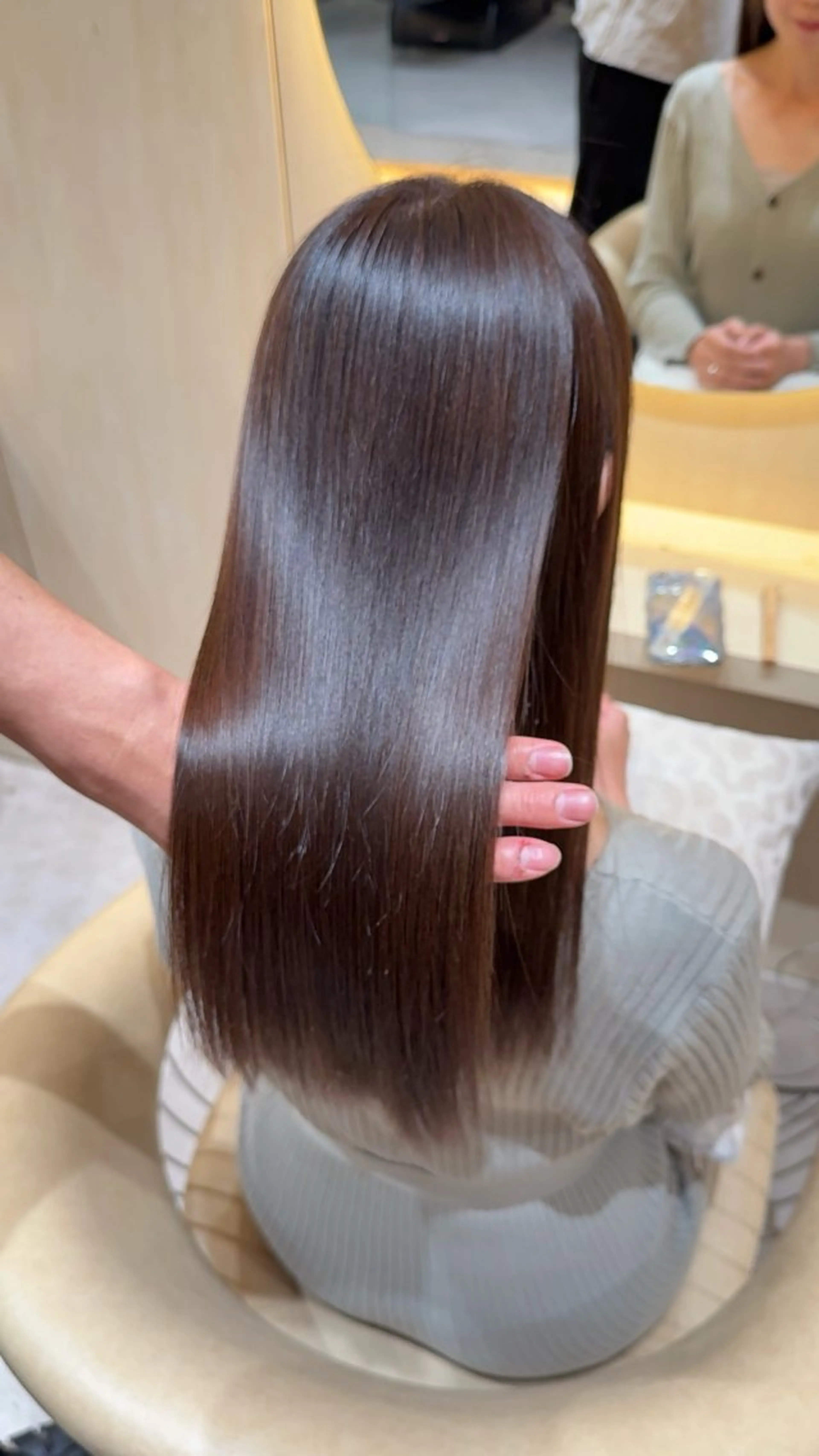 ロング カラー カット ヘアカラー 縮毛矯正 レイヤー❣️縮毛矯正 川村利幸のヘアスタイル