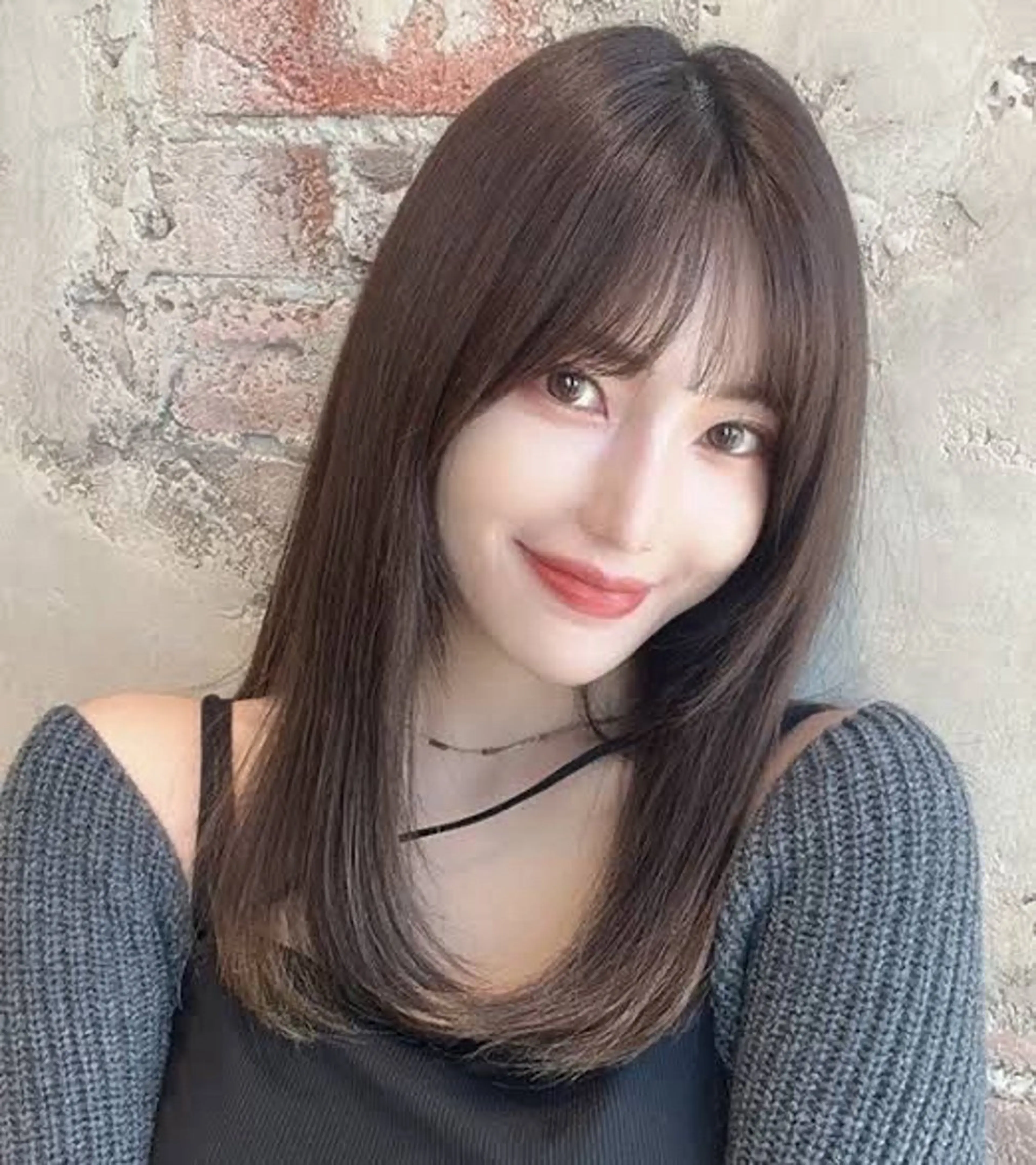 ミディアム Aura所属・丸山 心 / 艶カラーのヘアスタイル