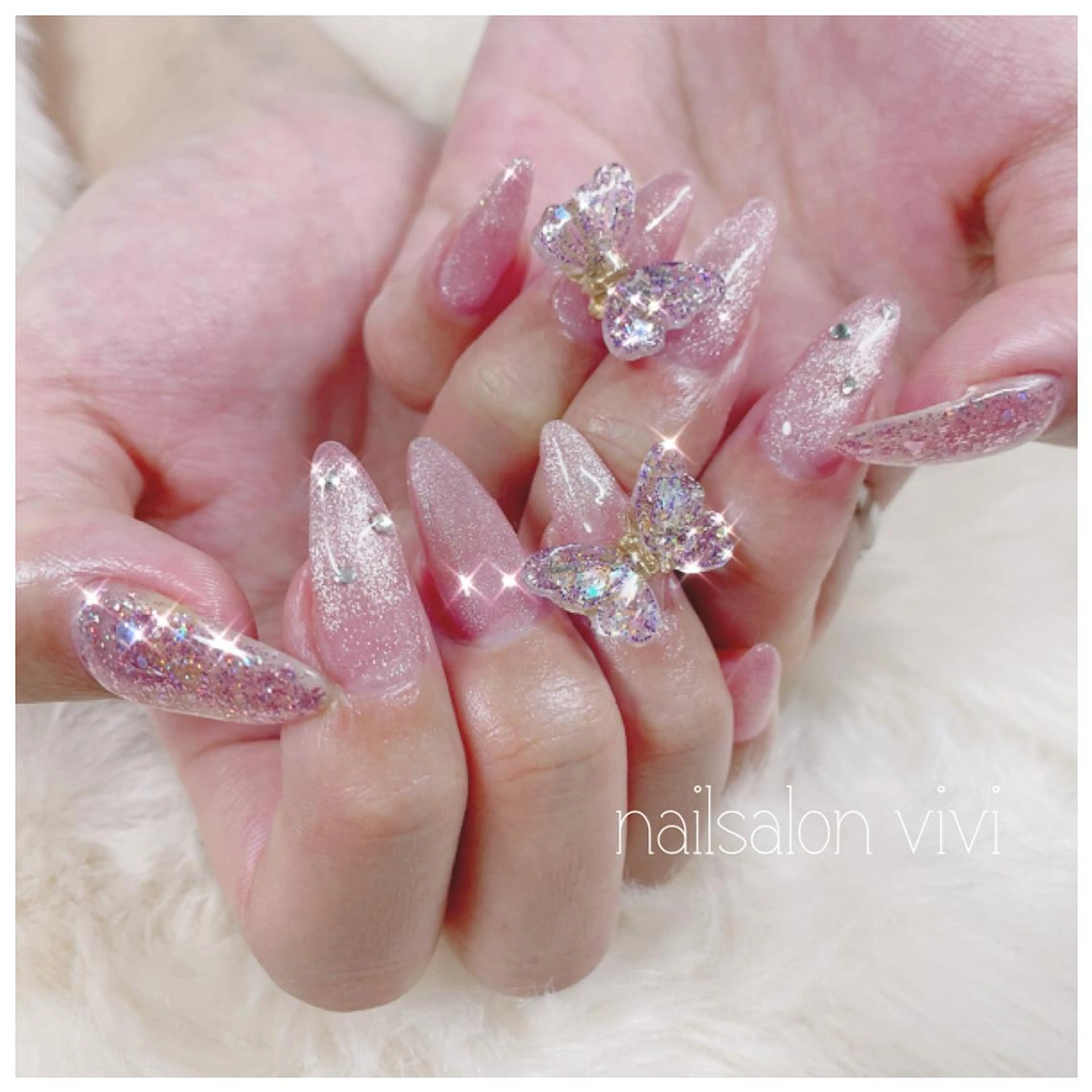 ネイル ＶＩＶＩ nailsalonのネイルデザイン